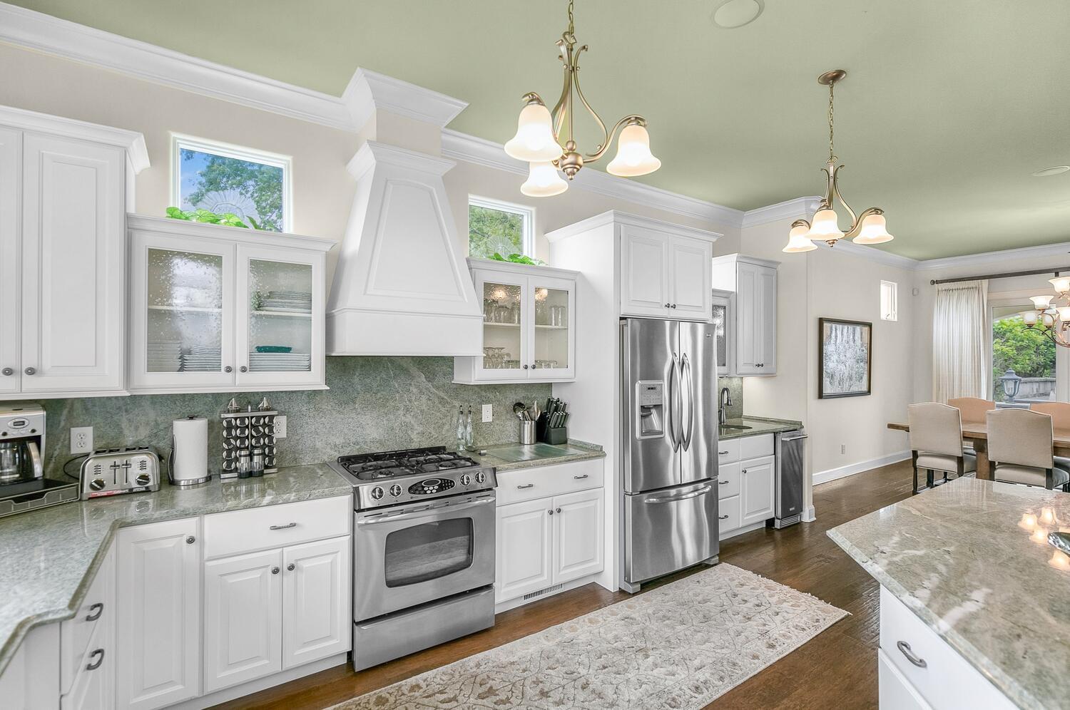 68283 Park Shore Drive Edwardsburg MI 49112