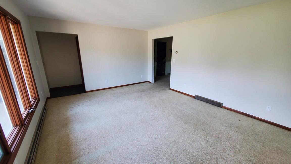 14261 Essenburg Drive Holland MI 49424