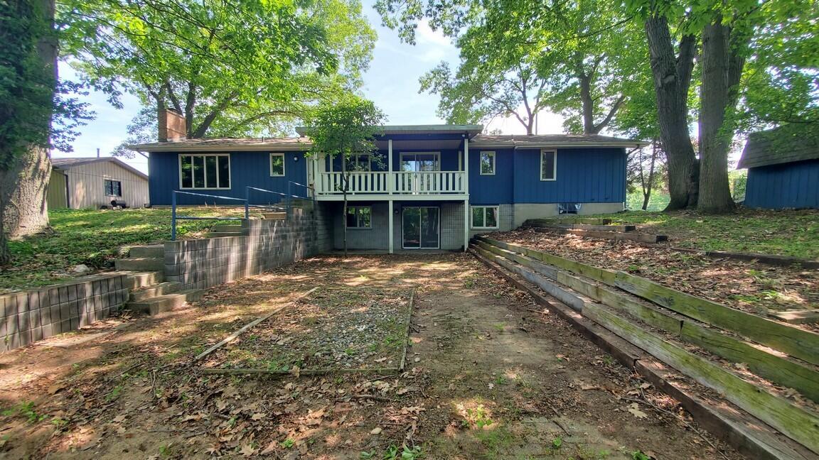 14261 Essenburg Drive Holland MI 49424