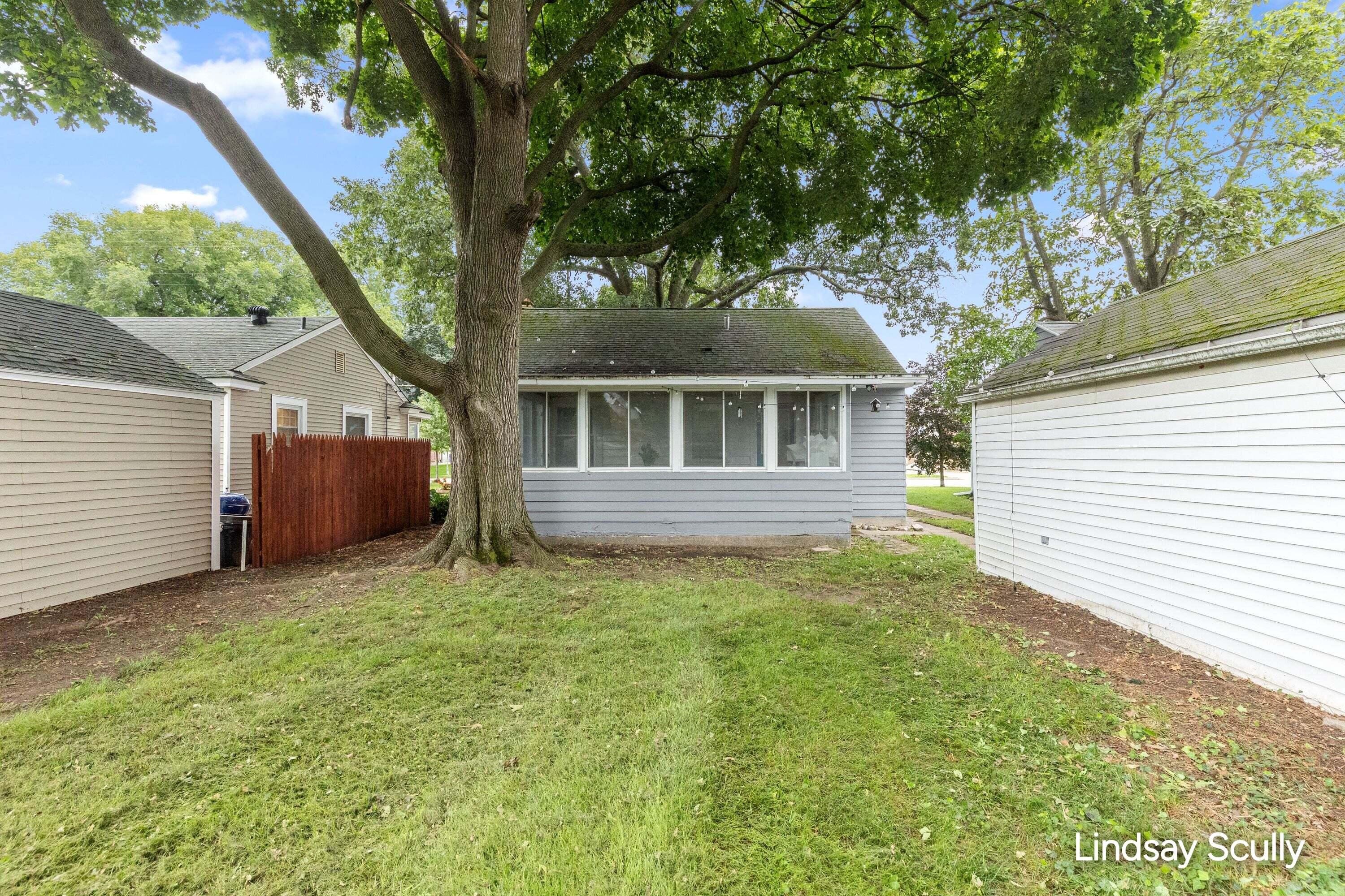 823 Alger Street SE Grand Rapids MI 49507