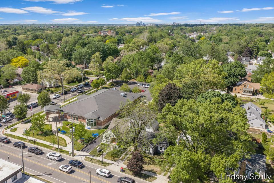823 Alger Street SE Grand Rapids MI 49507