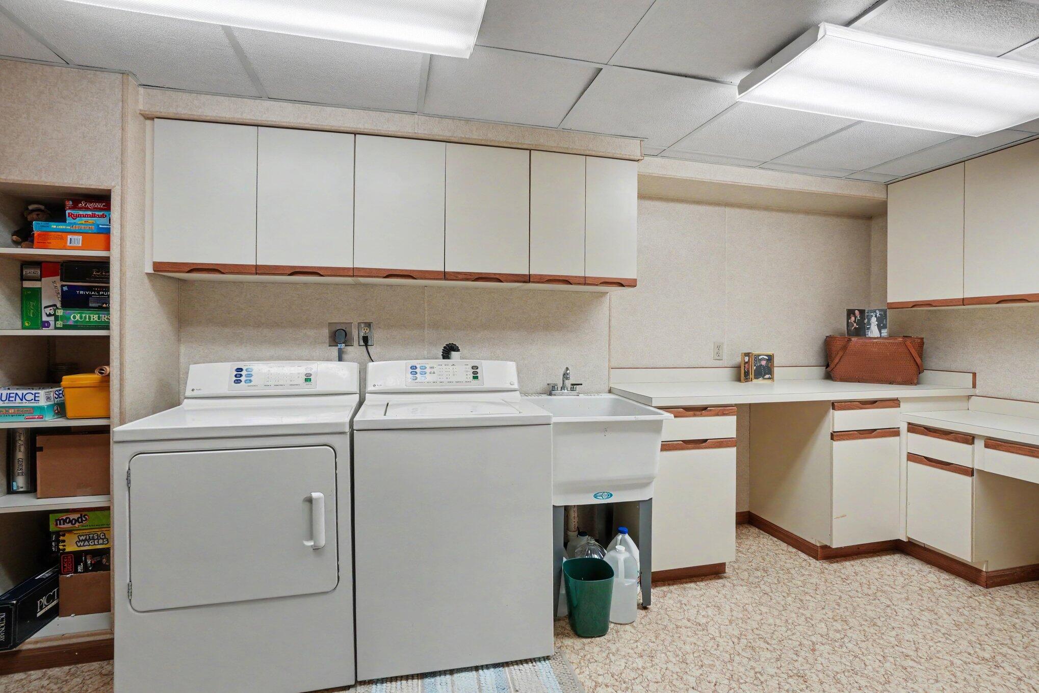 219 E Jackson Street Allegan MI 49010