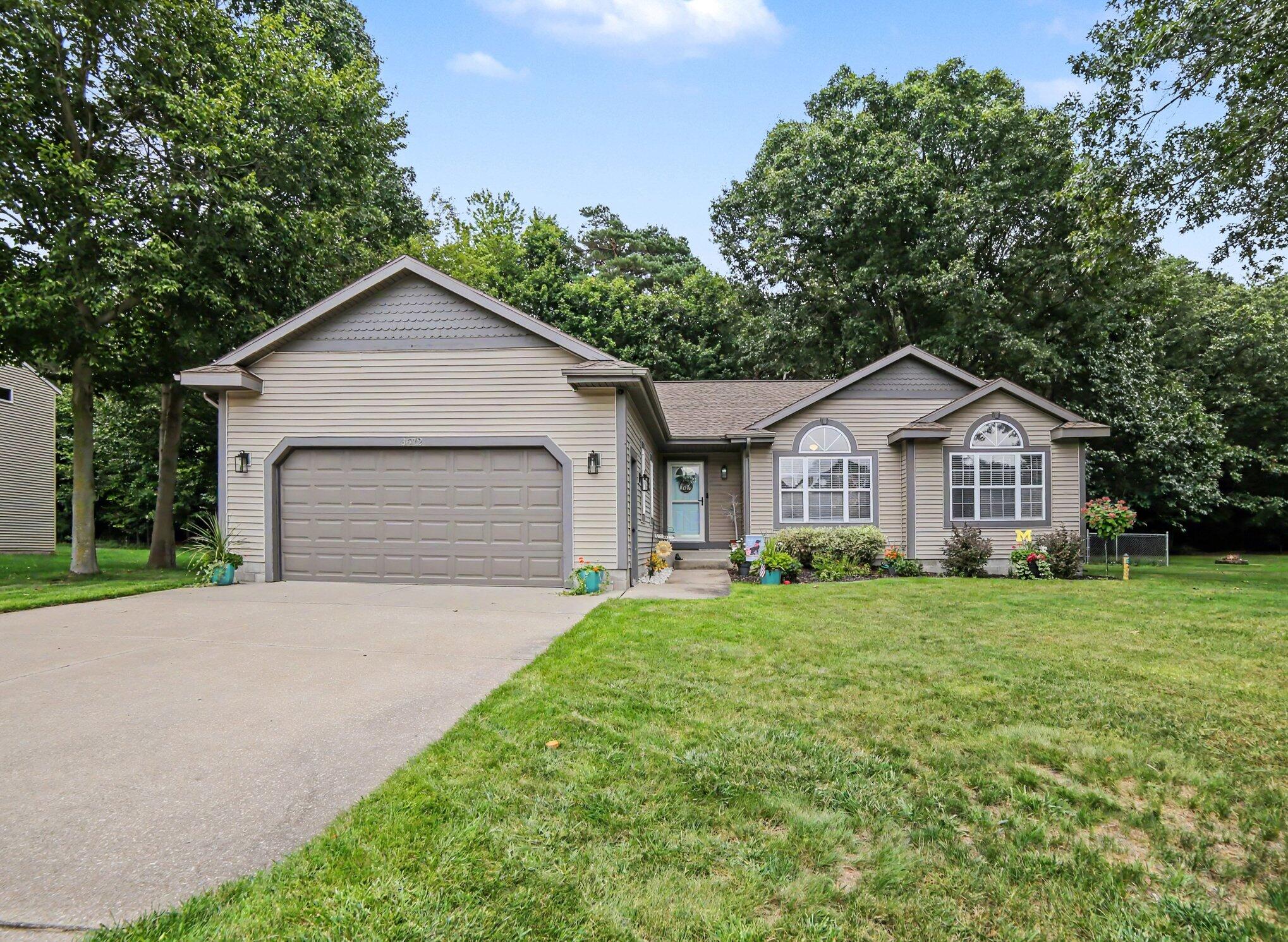 3672 Whispering Woods Drive Muskegon MI 49444