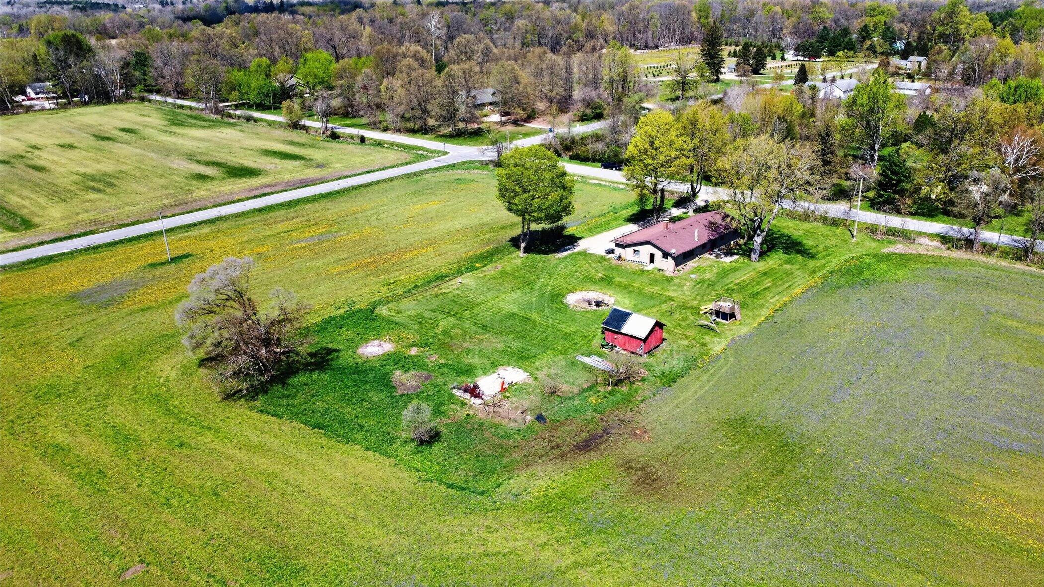3262 W Wagner Road Buchanan MI 49107