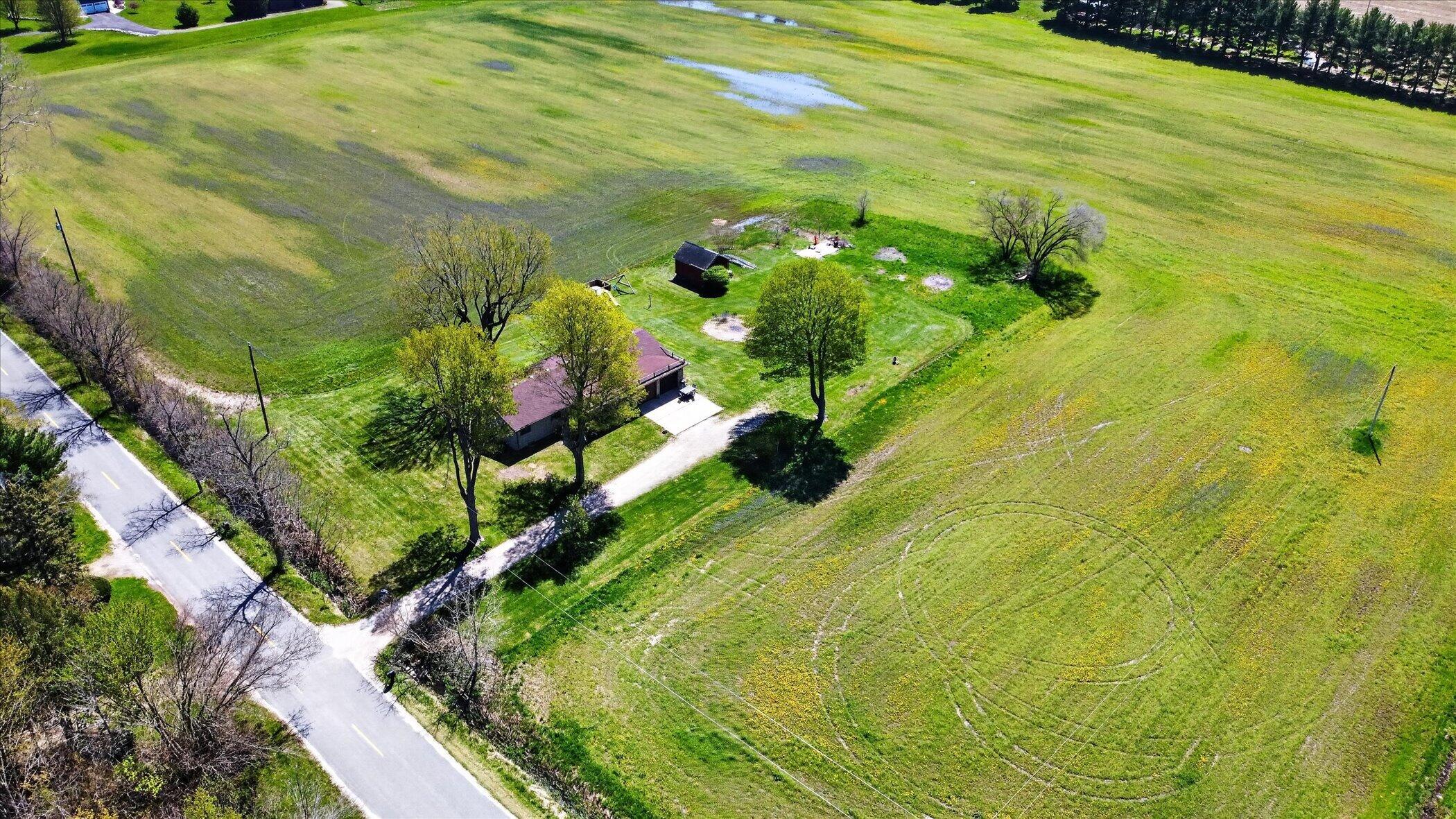3262 W Wagner Road Buchanan MI 49107
