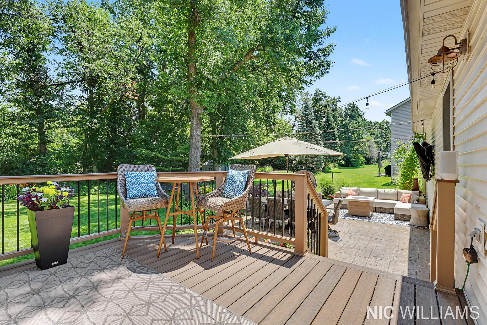 4700 Paramount Drive NE Grand Rapids MI 49525