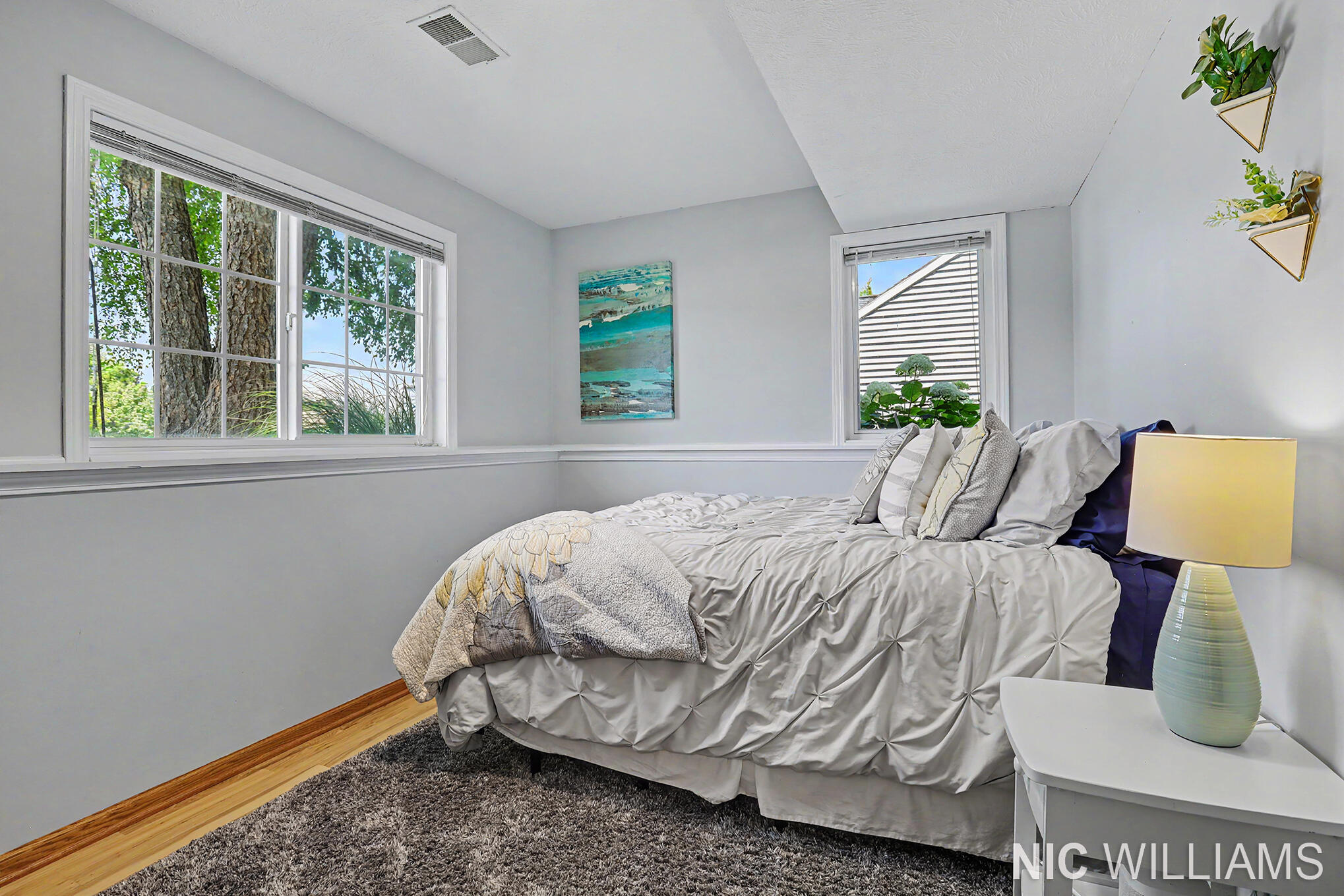 4700 Paramount Drive NE Grand Rapids MI 49525