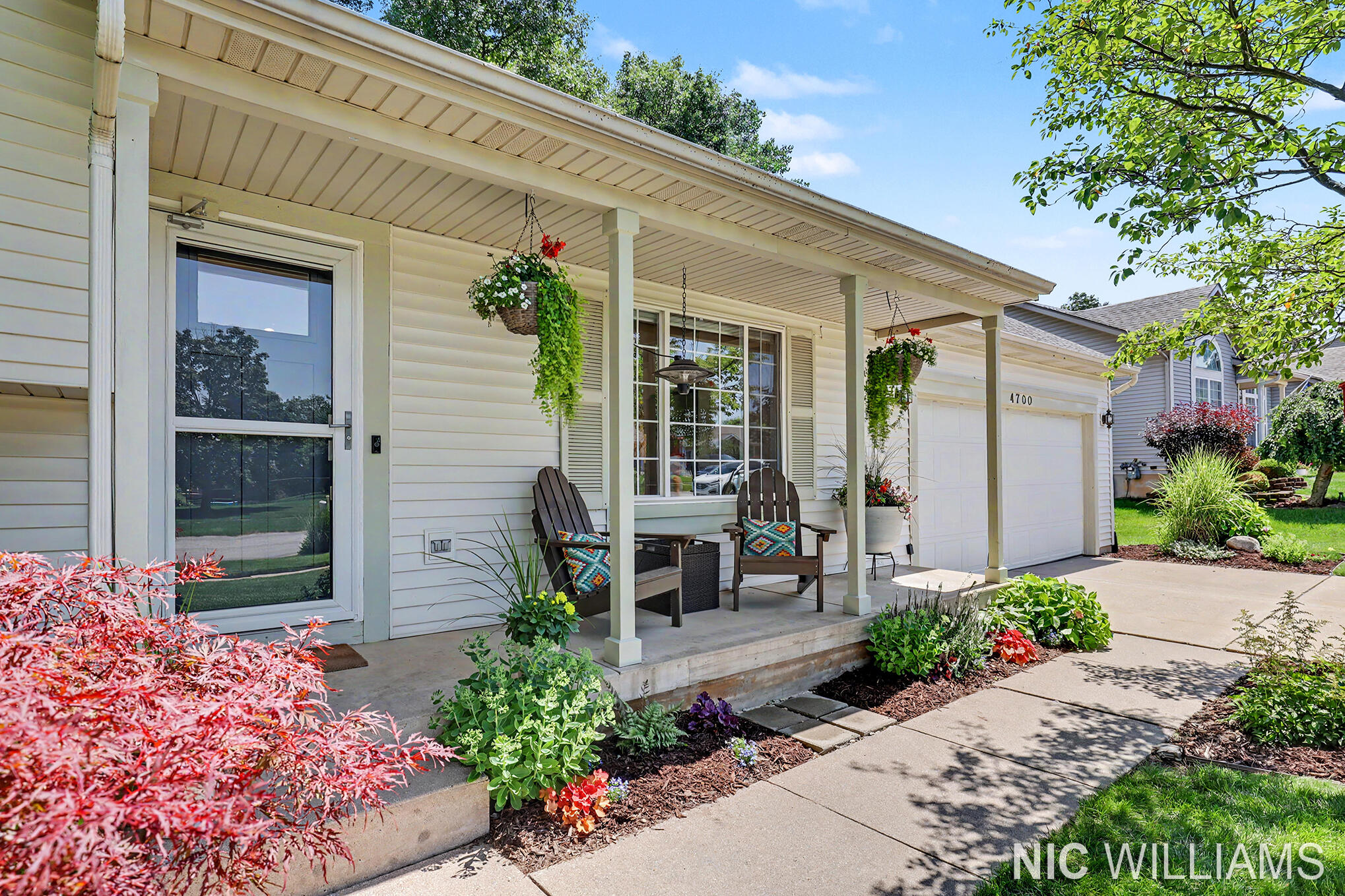 4700 Paramount Drive NE Grand Rapids MI 49525
