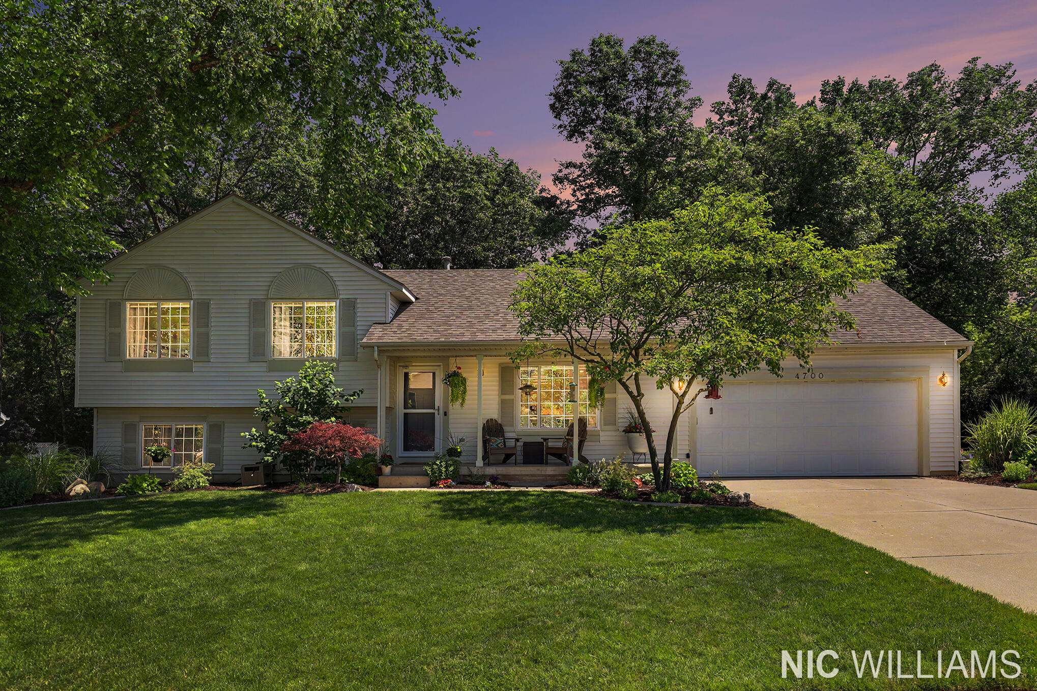 4700 Paramount Drive NE Grand Rapids MI 49525