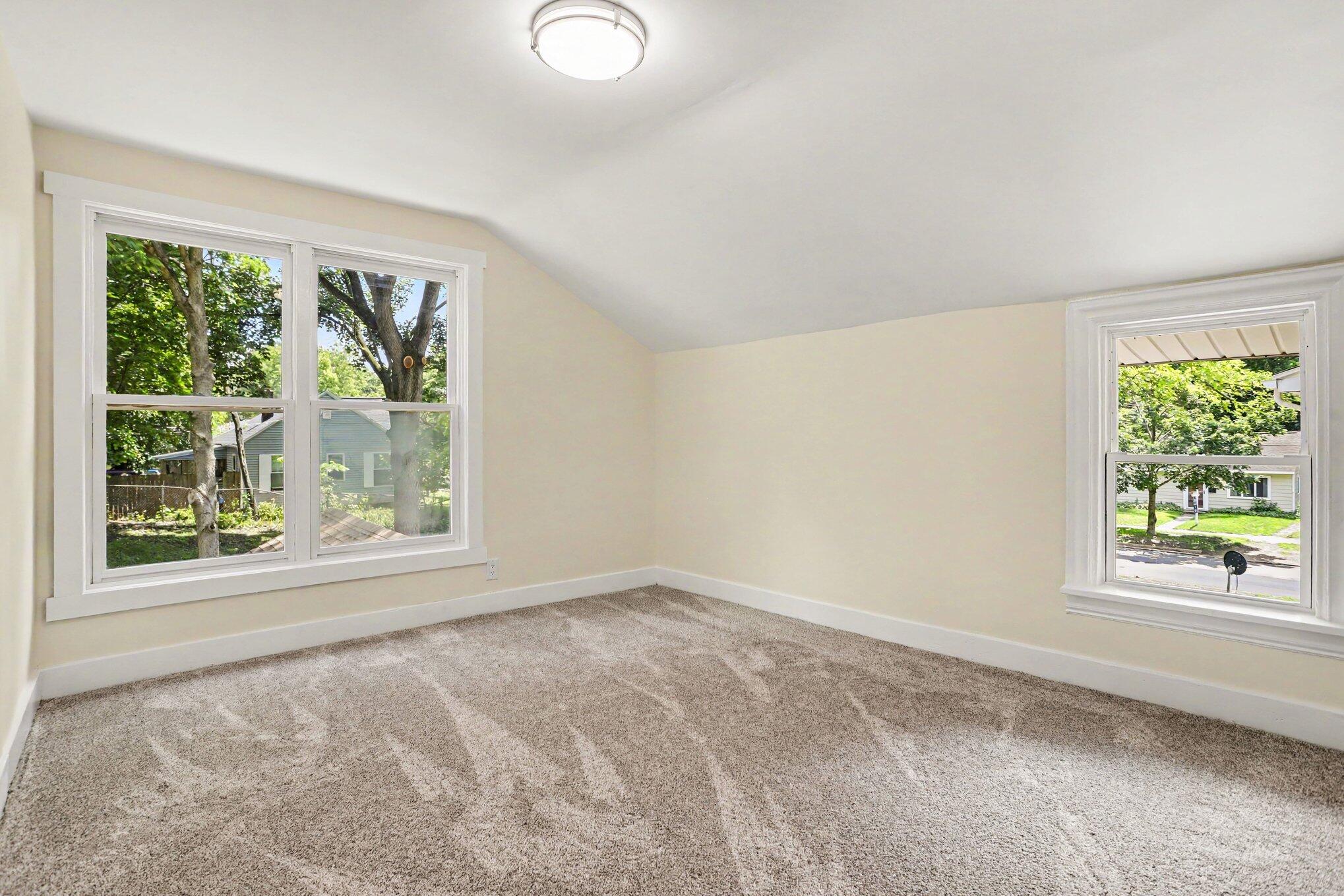320 Trimble Avenue Kalamazoo MI 49048