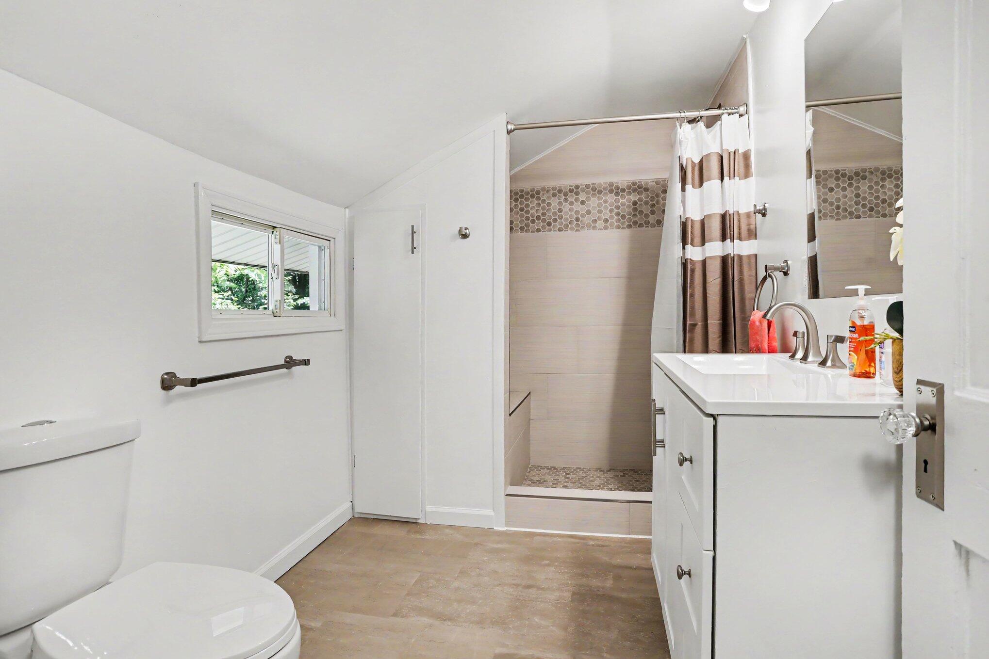 320 Trimble Avenue Kalamazoo MI 49048
