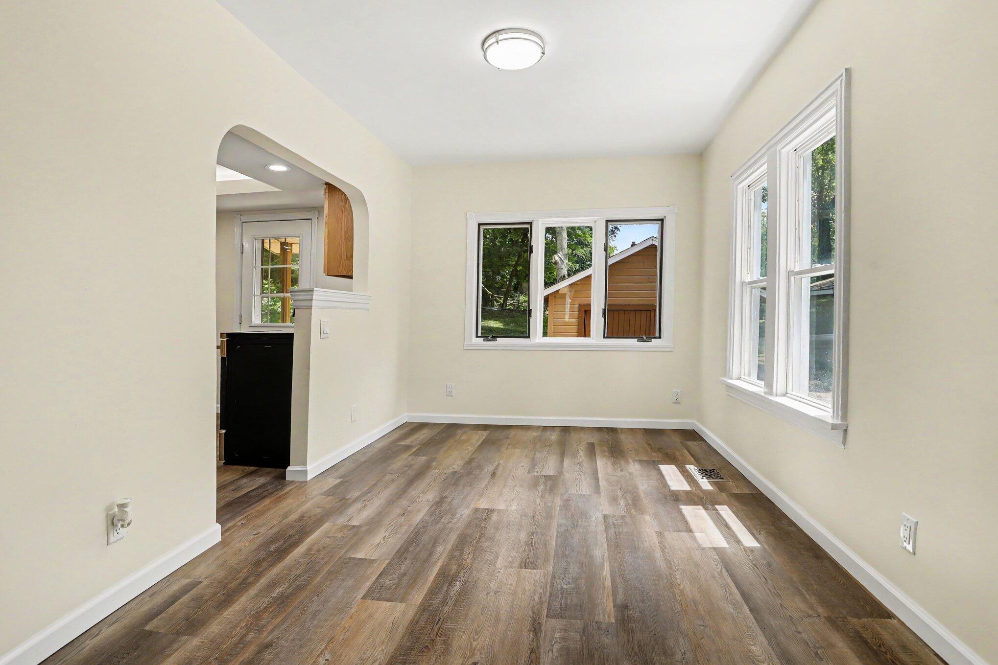 320 Trimble Avenue Kalamazoo MI 49048