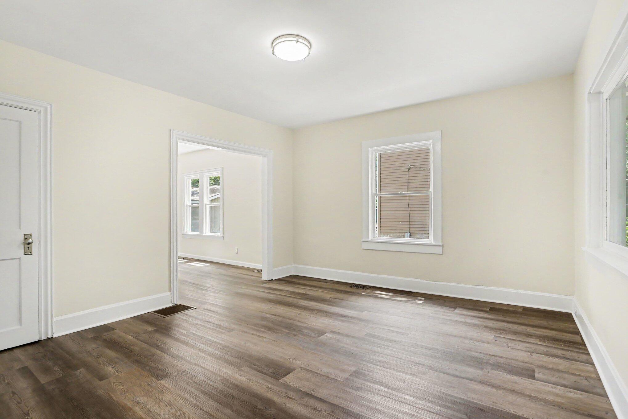 320 Trimble Avenue Kalamazoo MI 49048