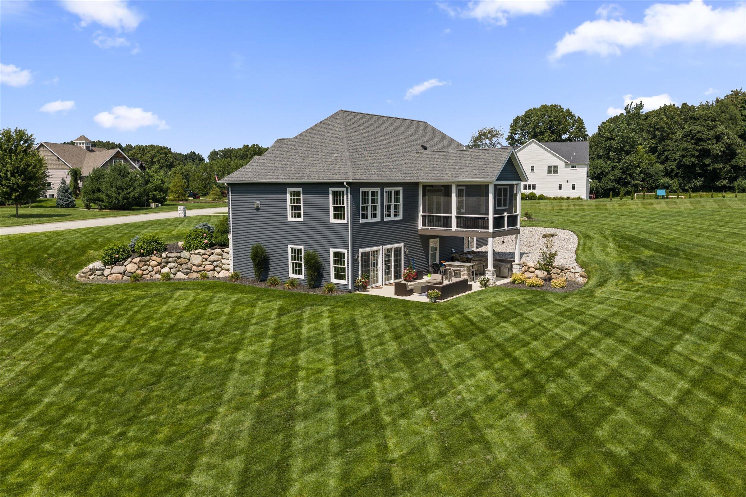 71403 Kestrel Drive Niles MI 49120