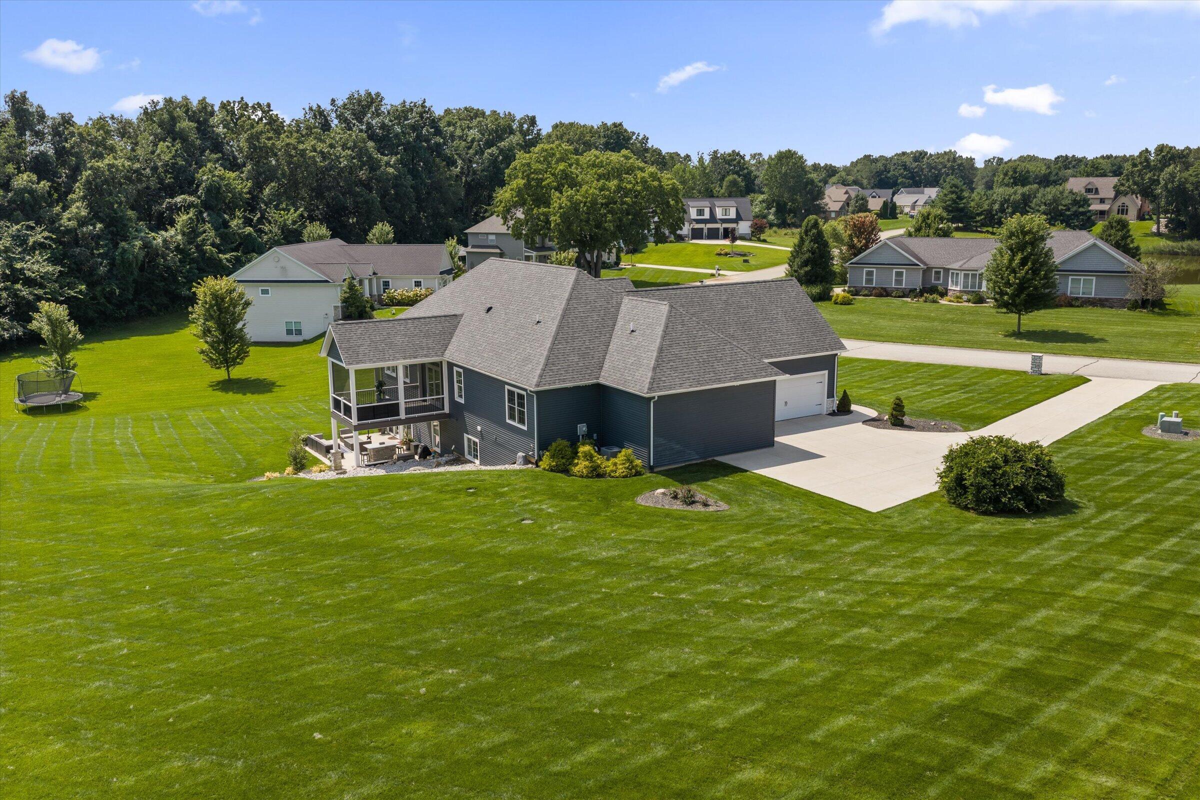 71403 Kestrel Drive Niles MI 49120