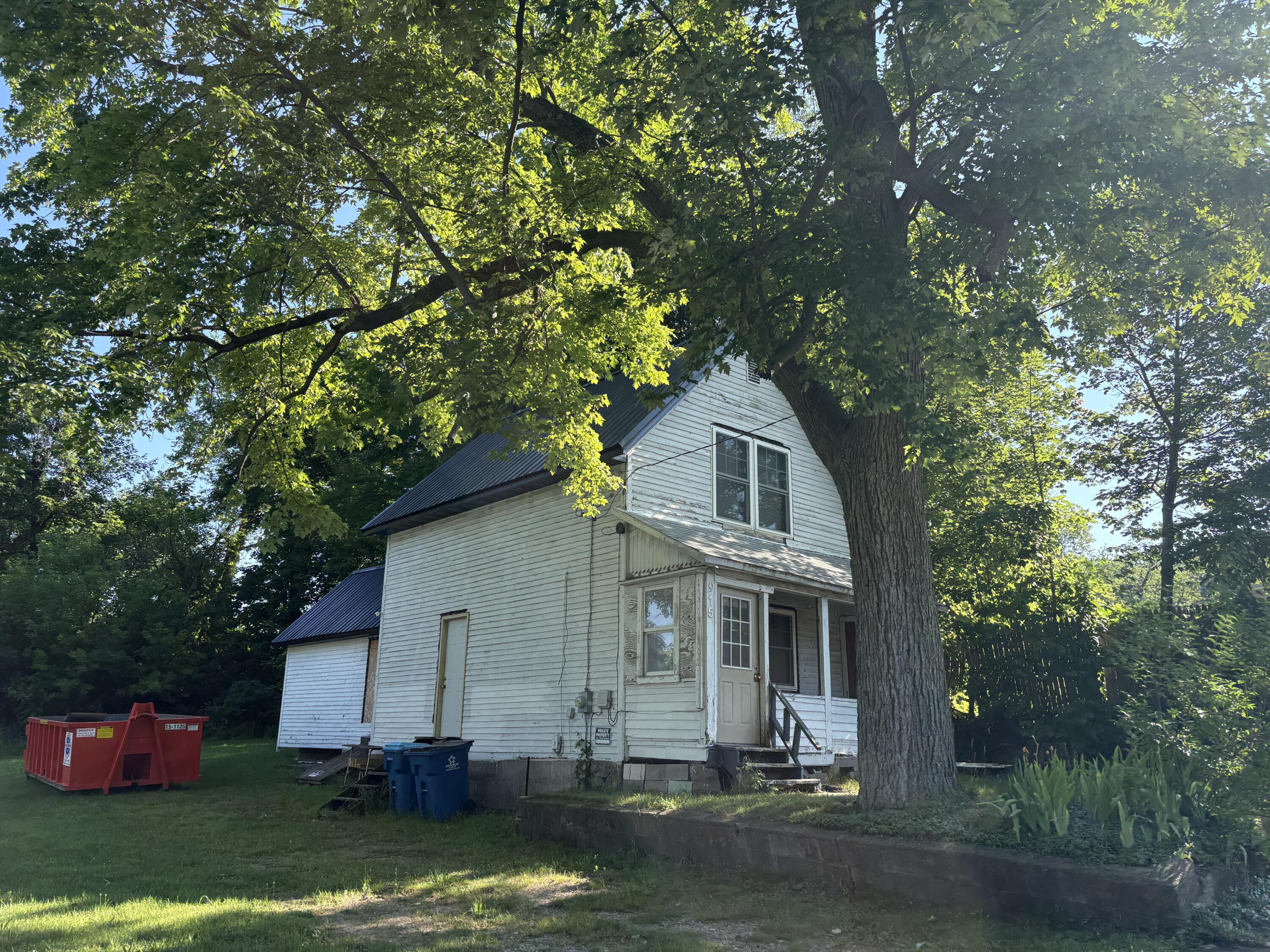915 Gordon Place Kalamazoo MI 49048