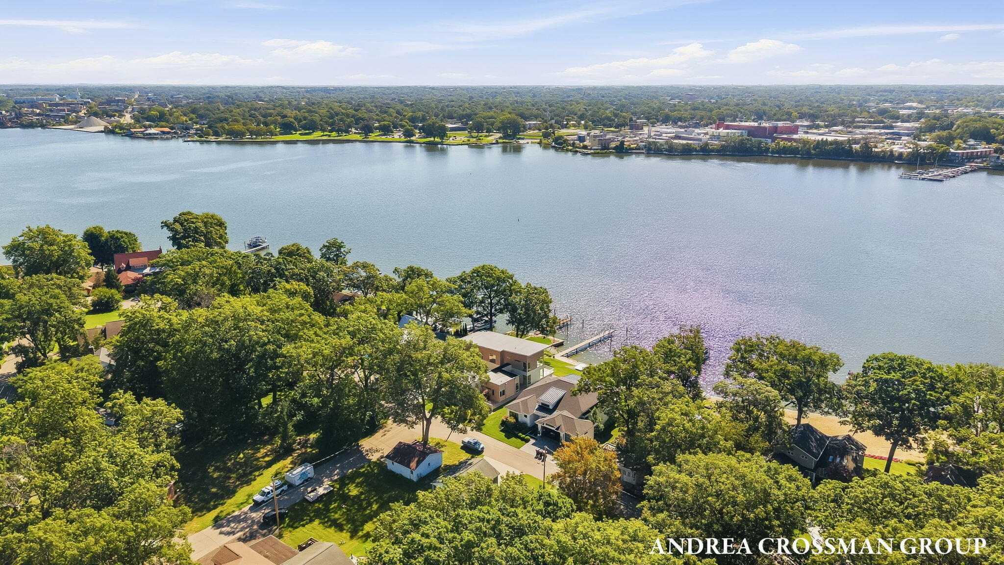 602 Lawn Avenue Holland MI 49424