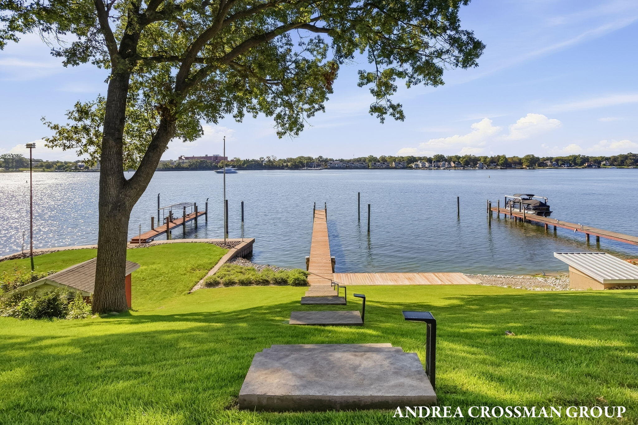 602 Lawn Avenue Holland MI 49424