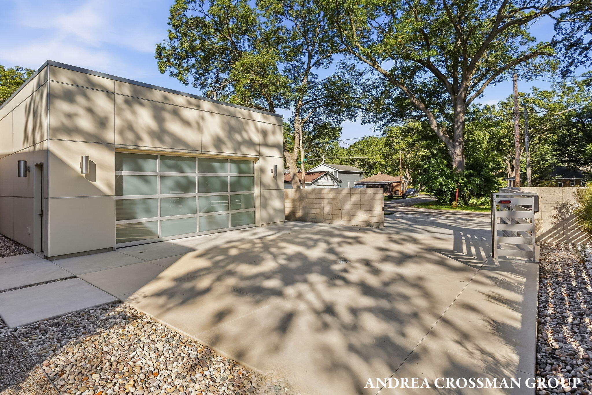 602 Lawn Avenue Holland MI 49424