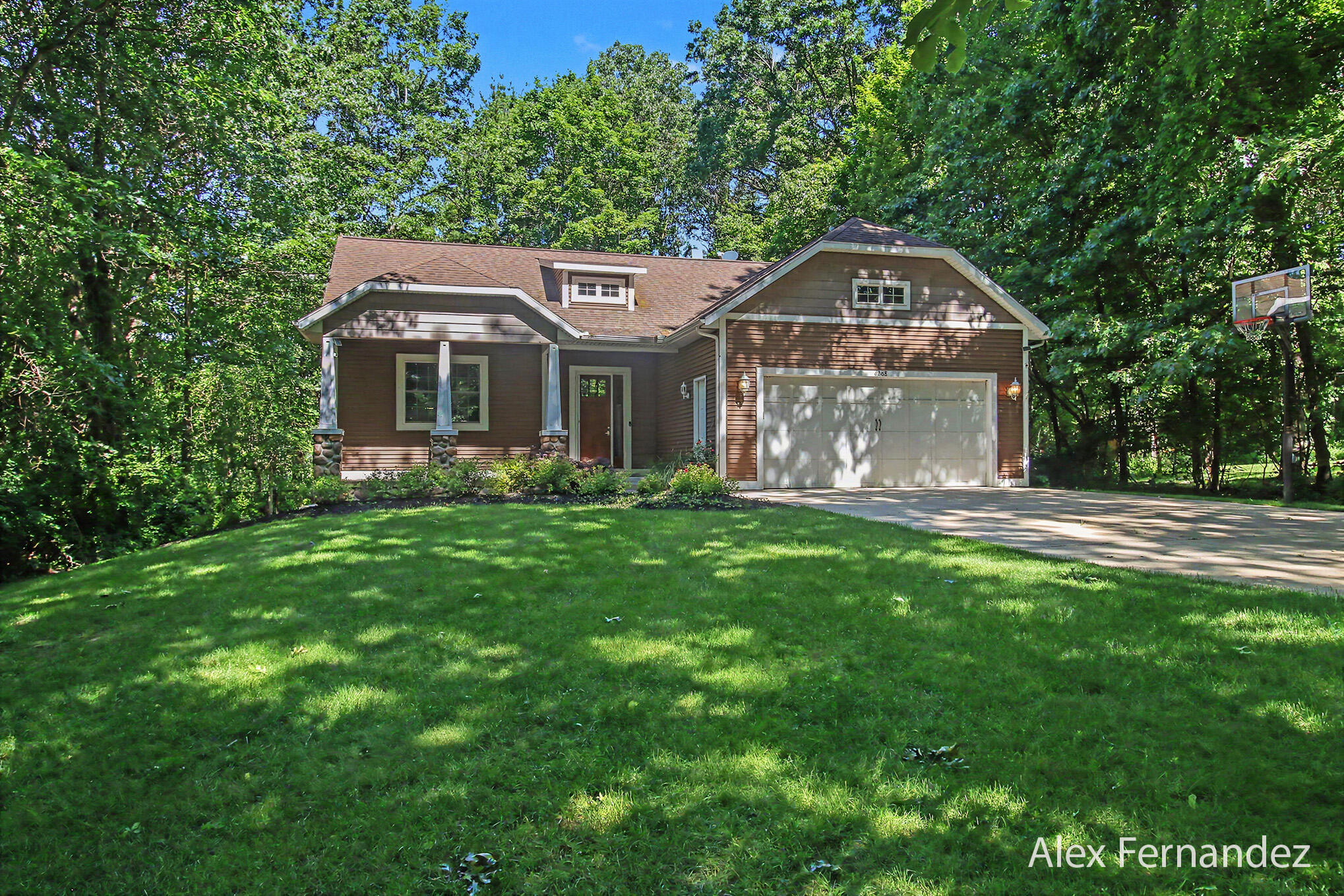 6288 Hawthorne Court Saugatuck MI 49453