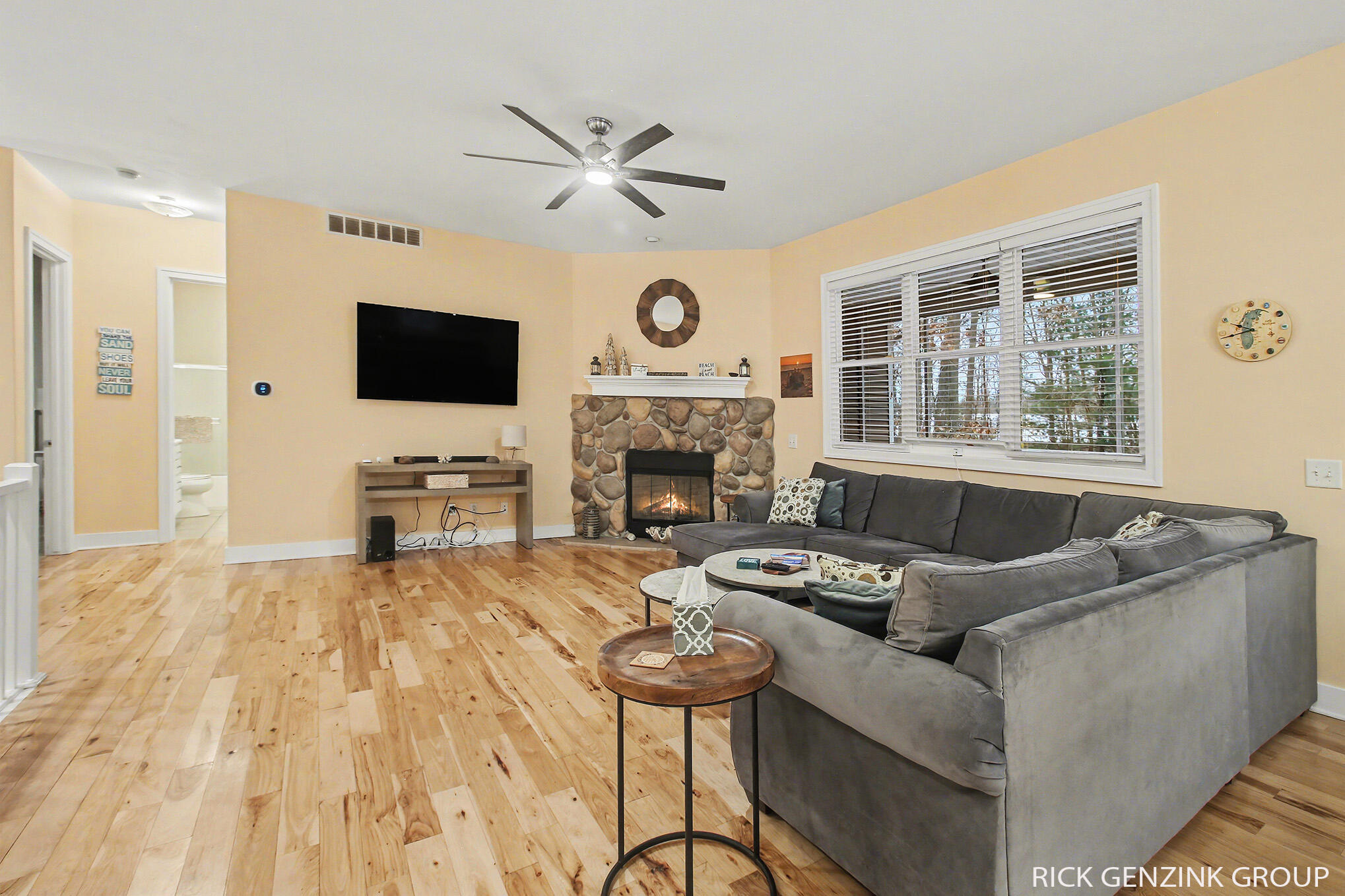 6288 Hawthorne Court Saugatuck MI 49453