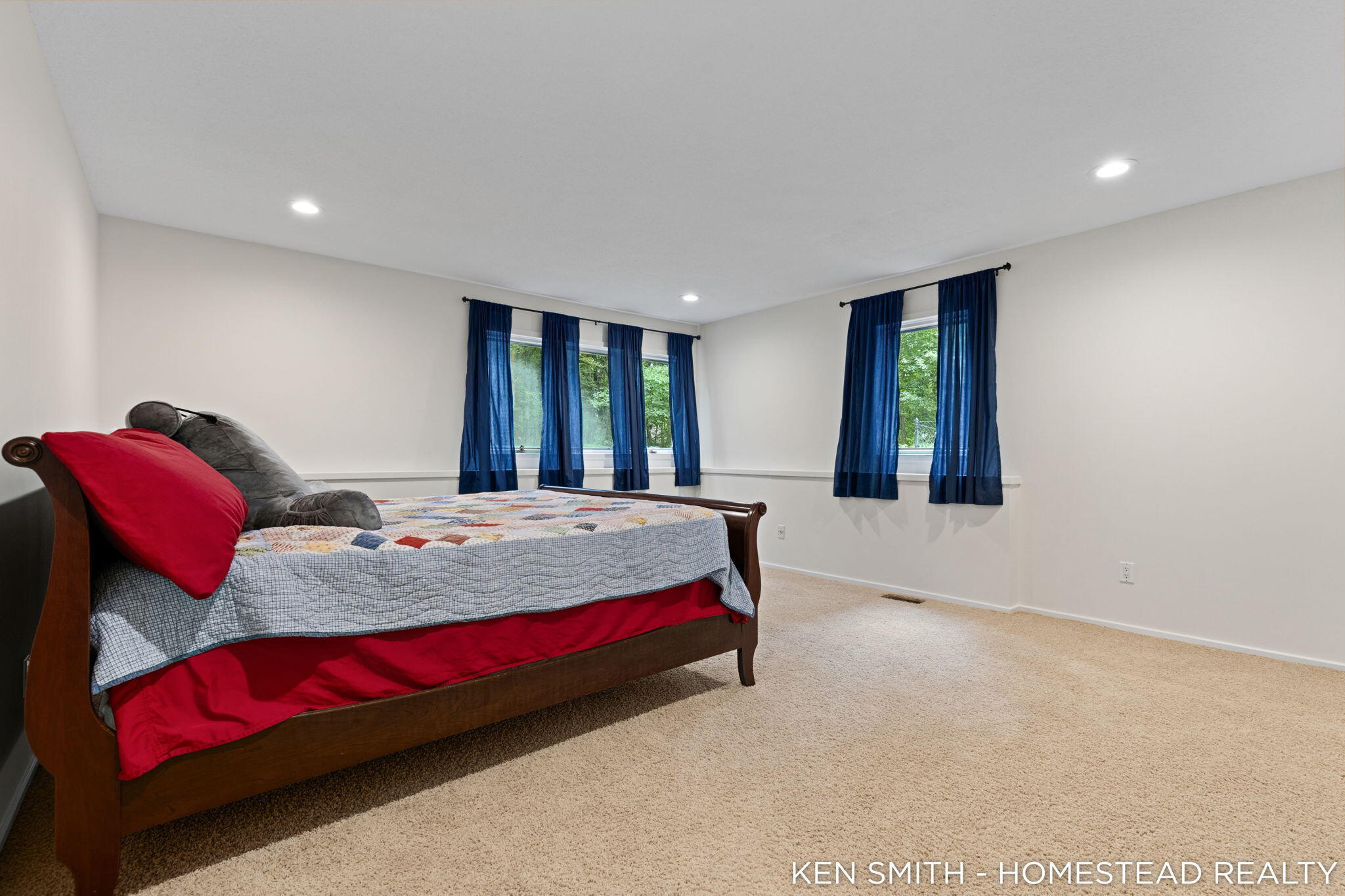 1660 Mont Rue Drive SE Grand Rapids MI 49546