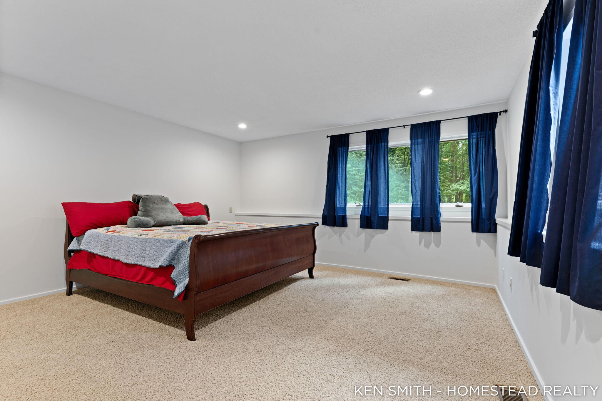 1660 Mont Rue Drive SE Grand Rapids MI 49546
