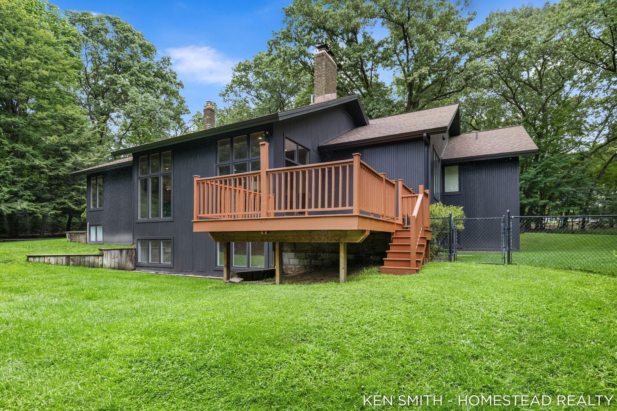1660 Mont Rue Drive SE Grand Rapids MI 49546