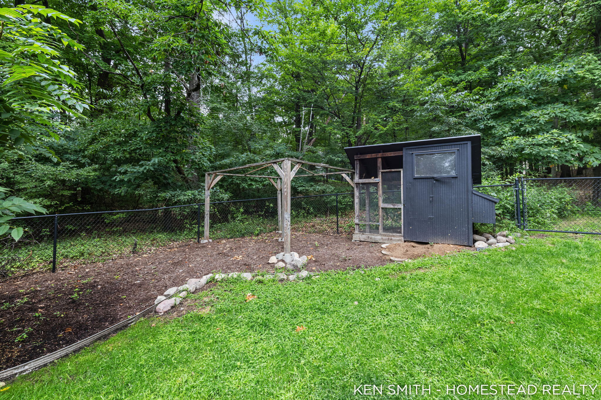1660 Mont Rue Drive SE Grand Rapids MI 49546