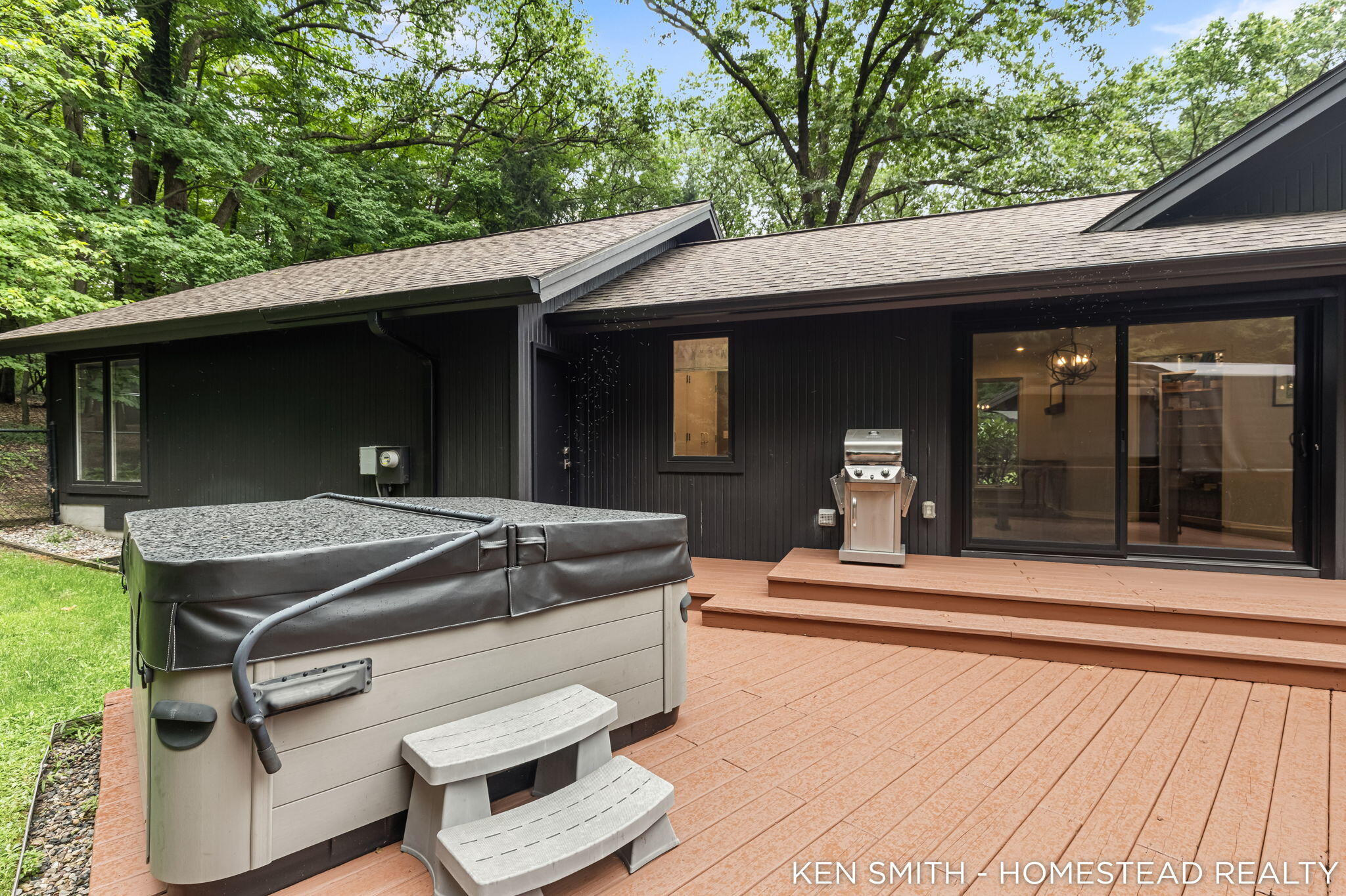 1660 Mont Rue Drive SE Grand Rapids MI 49546