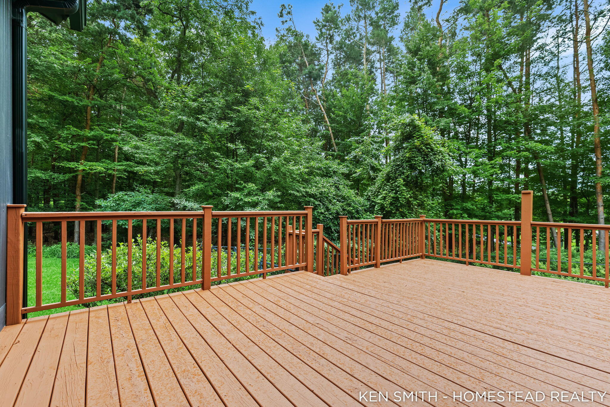 1660 Mont Rue Drive SE Grand Rapids MI 49546