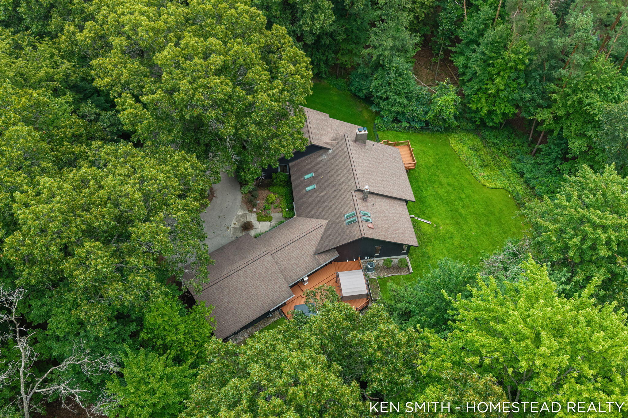 1660 Mont Rue Drive SE Grand Rapids MI 49546
