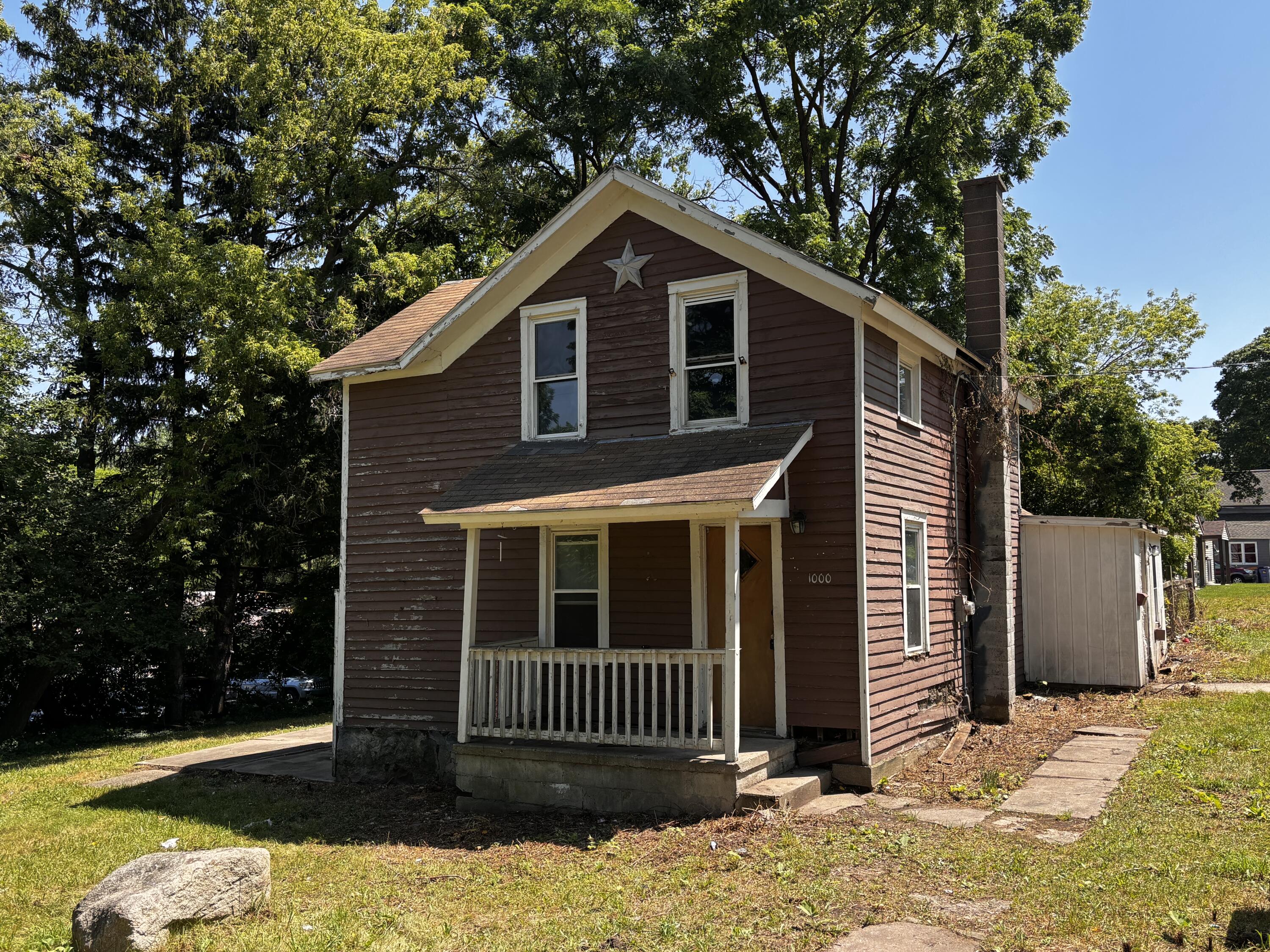 1000 College Avenue NE Grand Rapids MI 49503