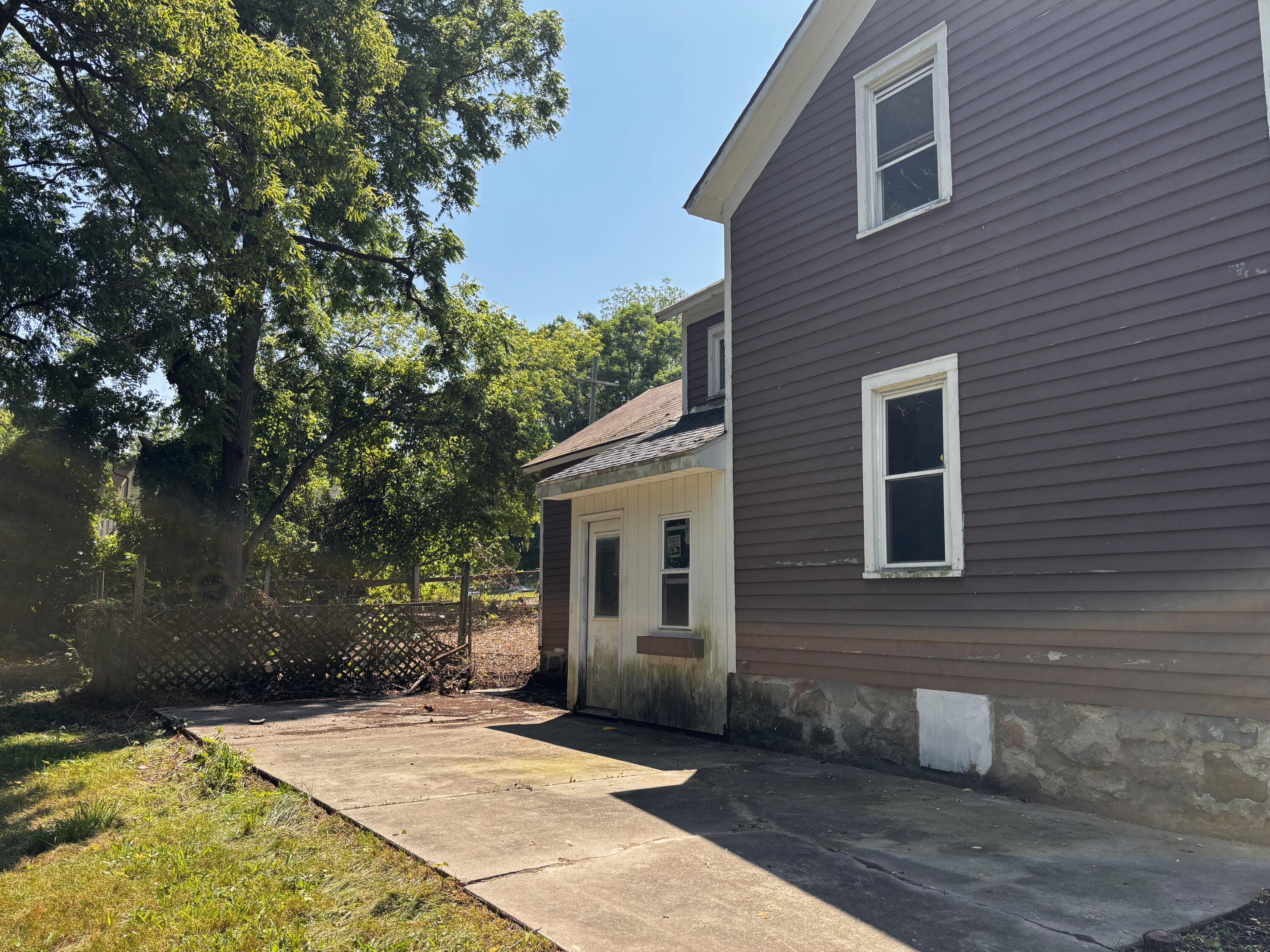 1000 College Avenue NE Grand Rapids MI 49503