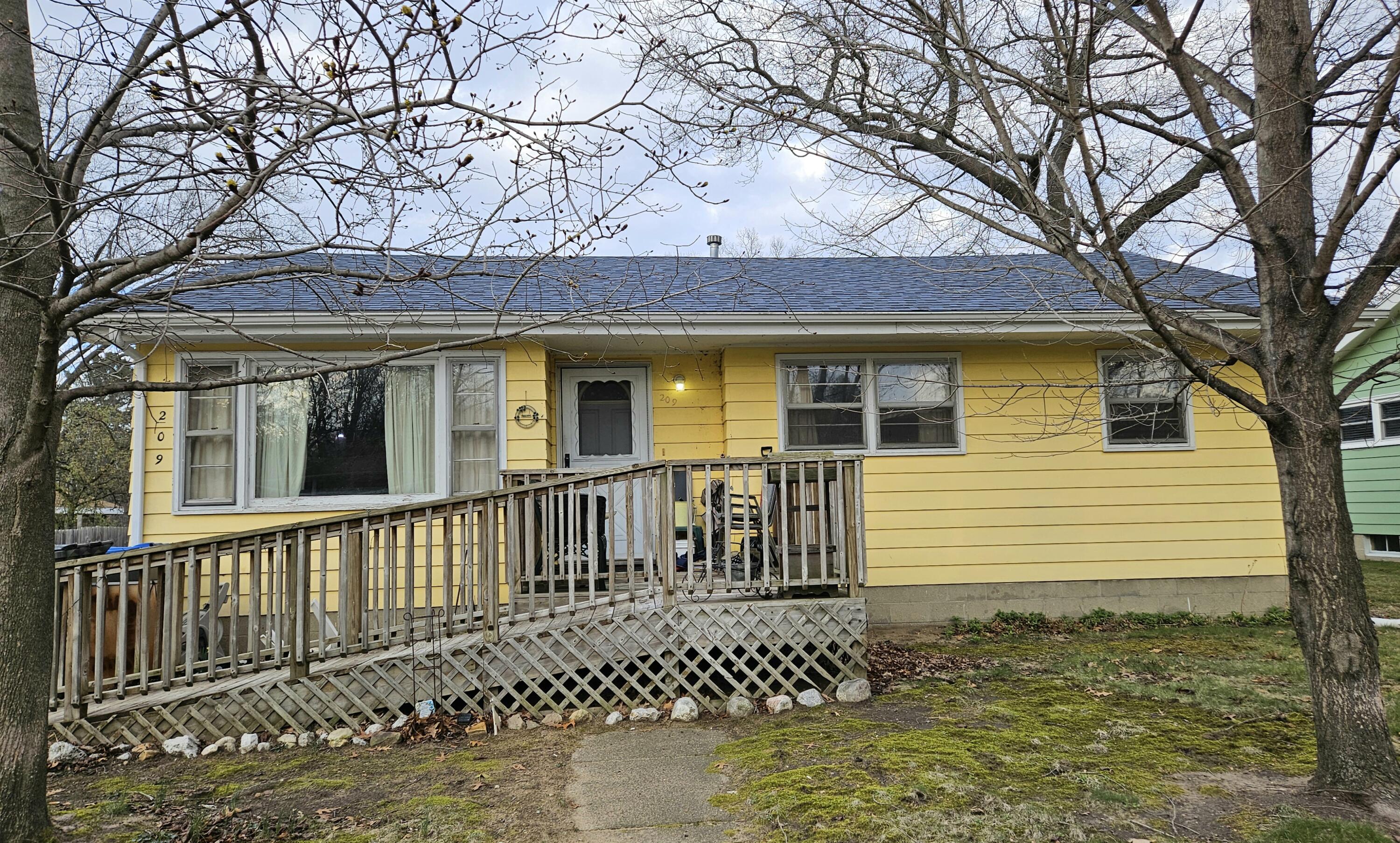 209 S Marshall Street New Buffalo MI 49117