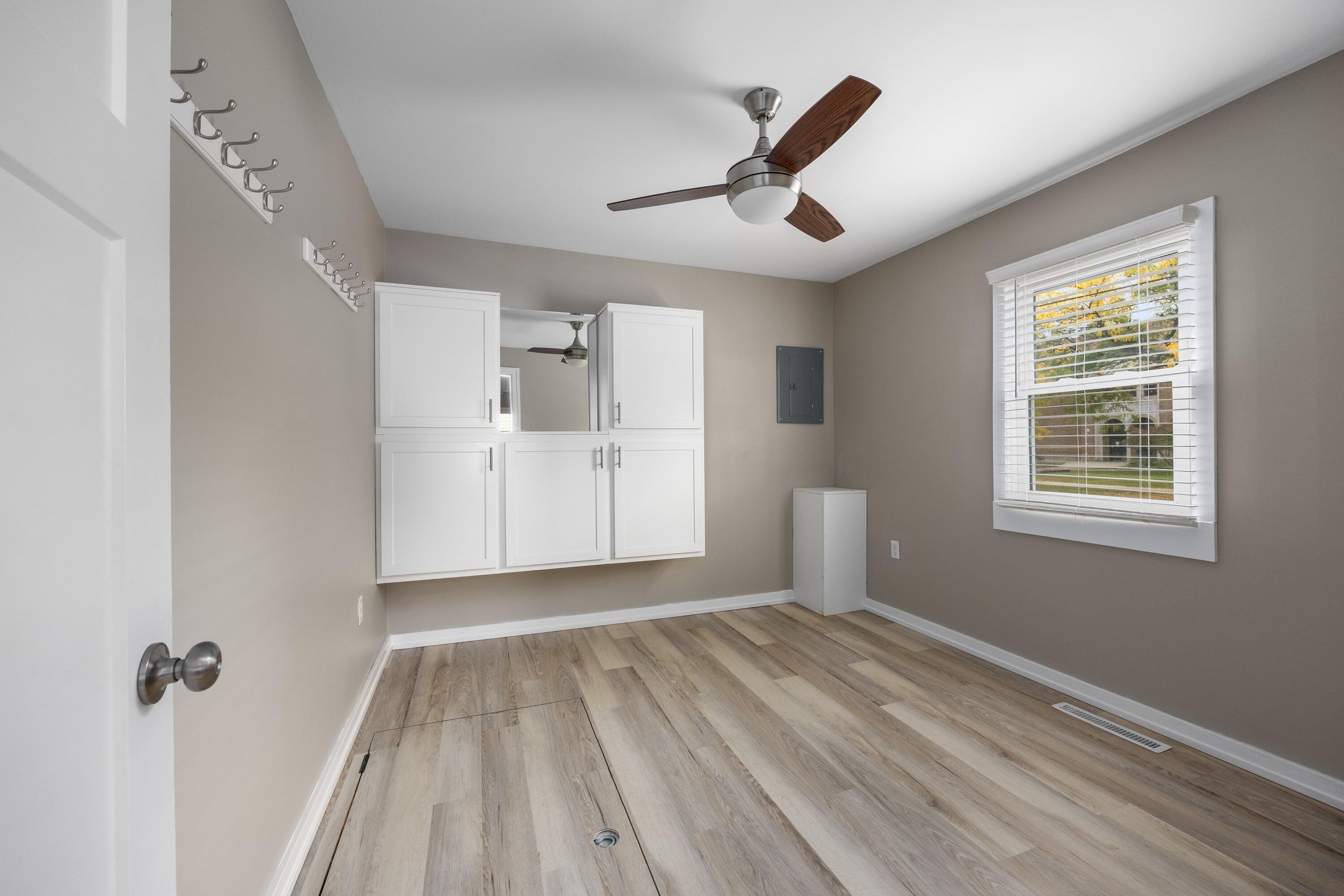 927 Aberdeen Street NE Grand Rapids MI 49505