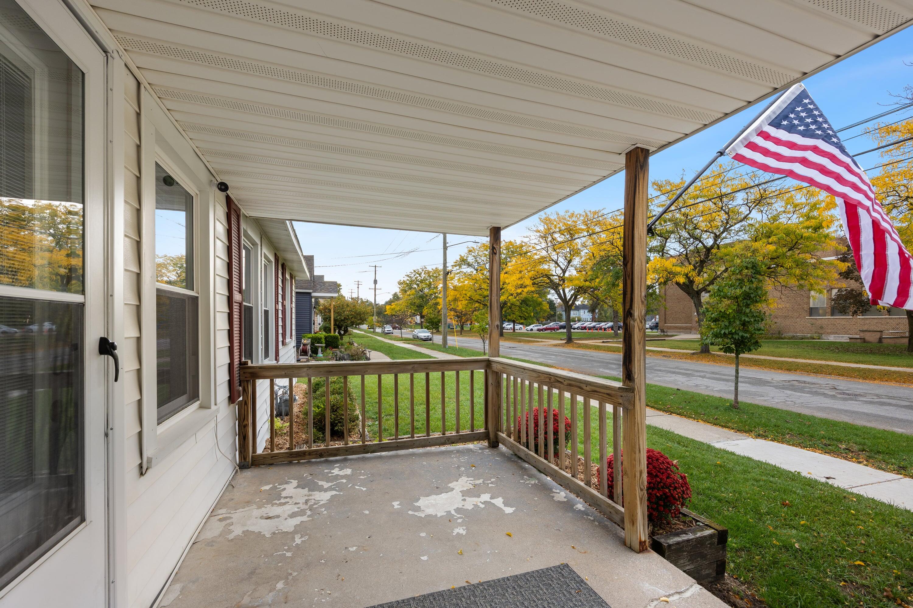 927 Aberdeen Street NE Grand Rapids MI 49505