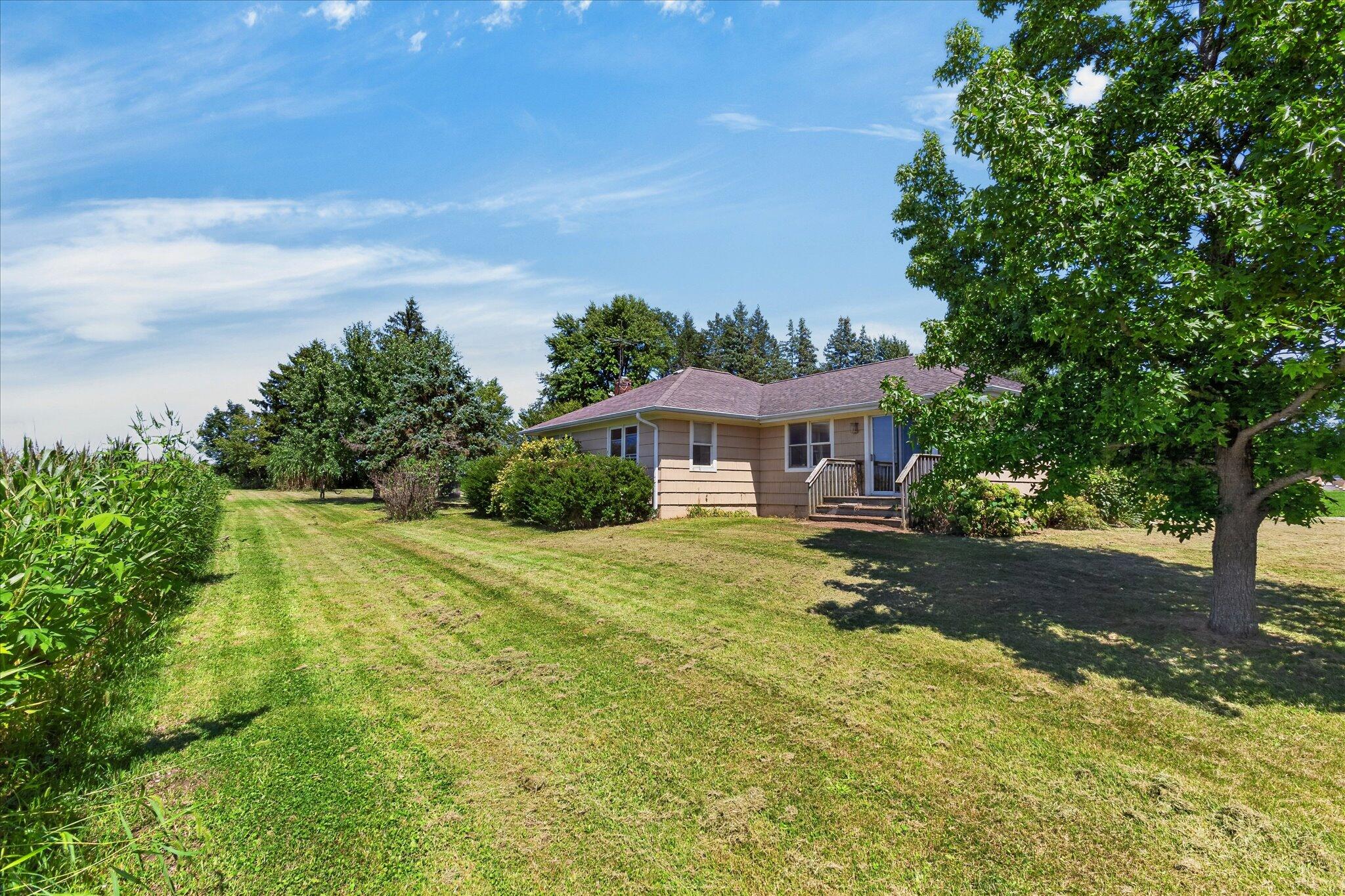 6859 Kruger Road Three Oaks MI 49128