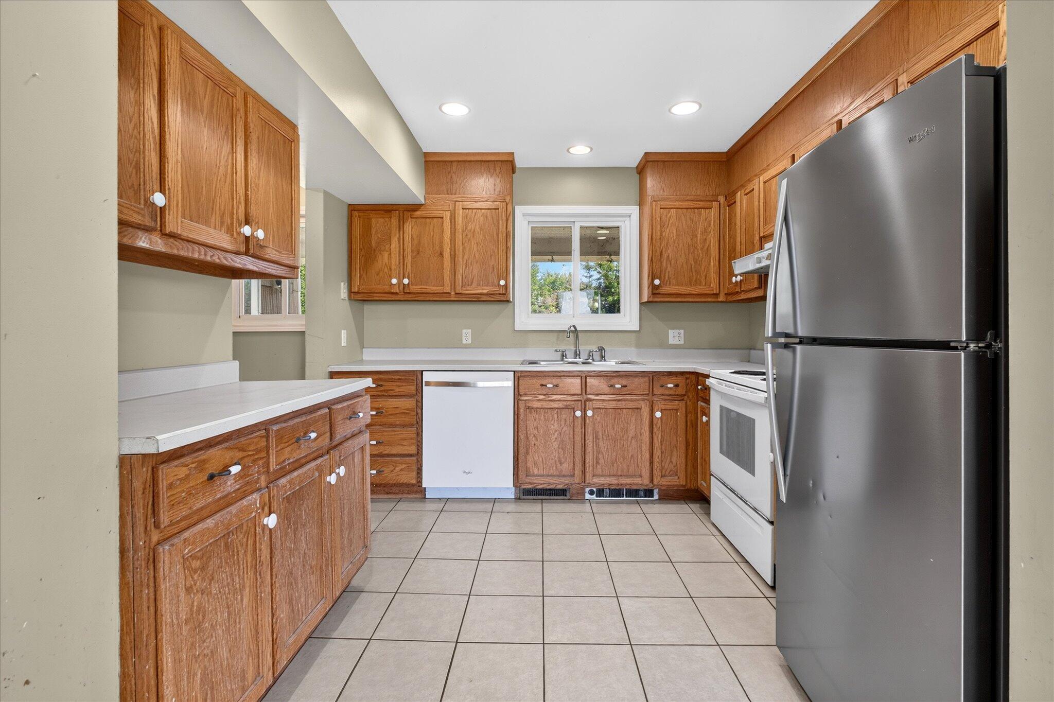6859 Kruger Road Three Oaks MI 49128