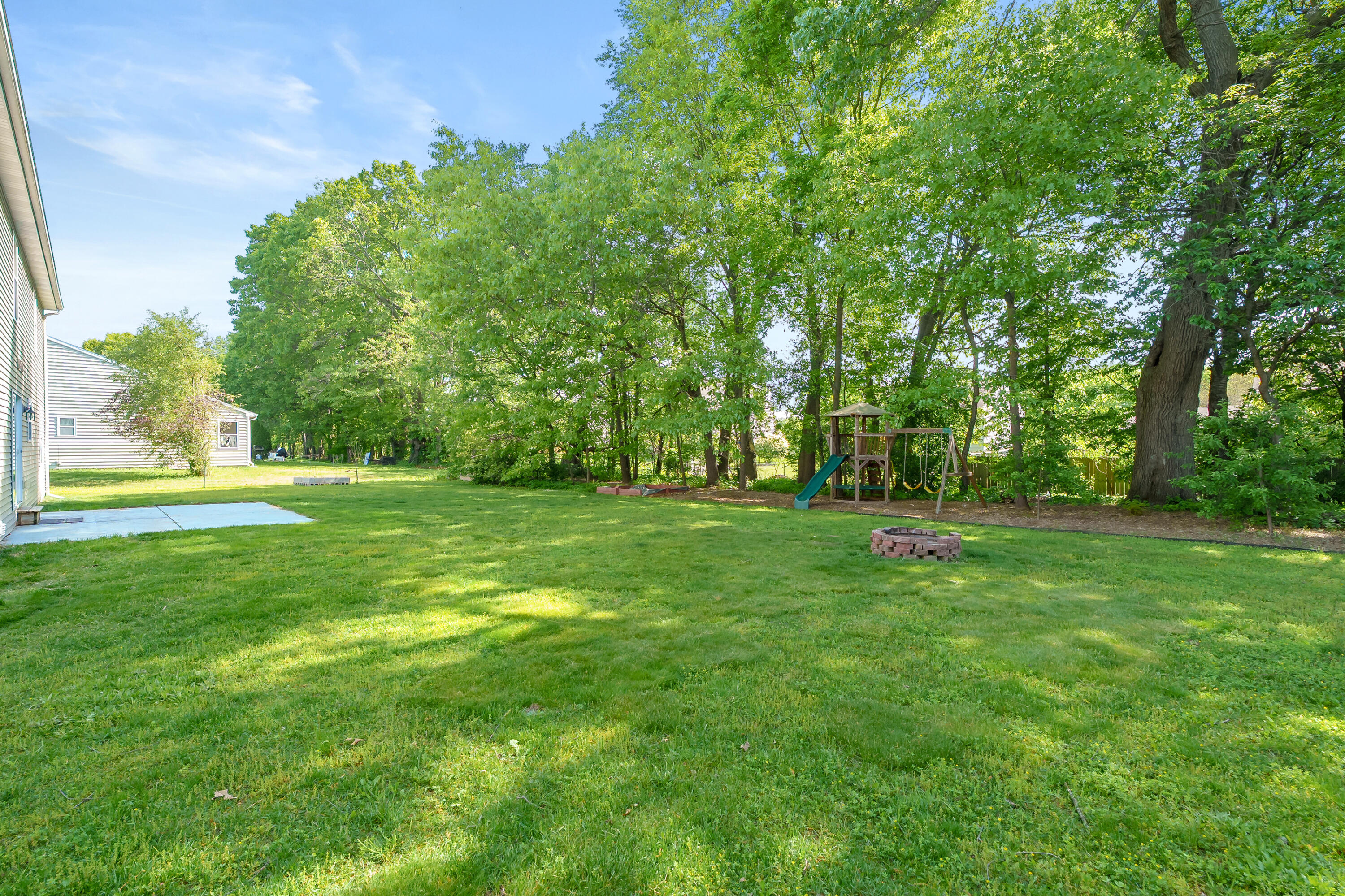 6737 Annandale Drive Kalamazoo MI 49009