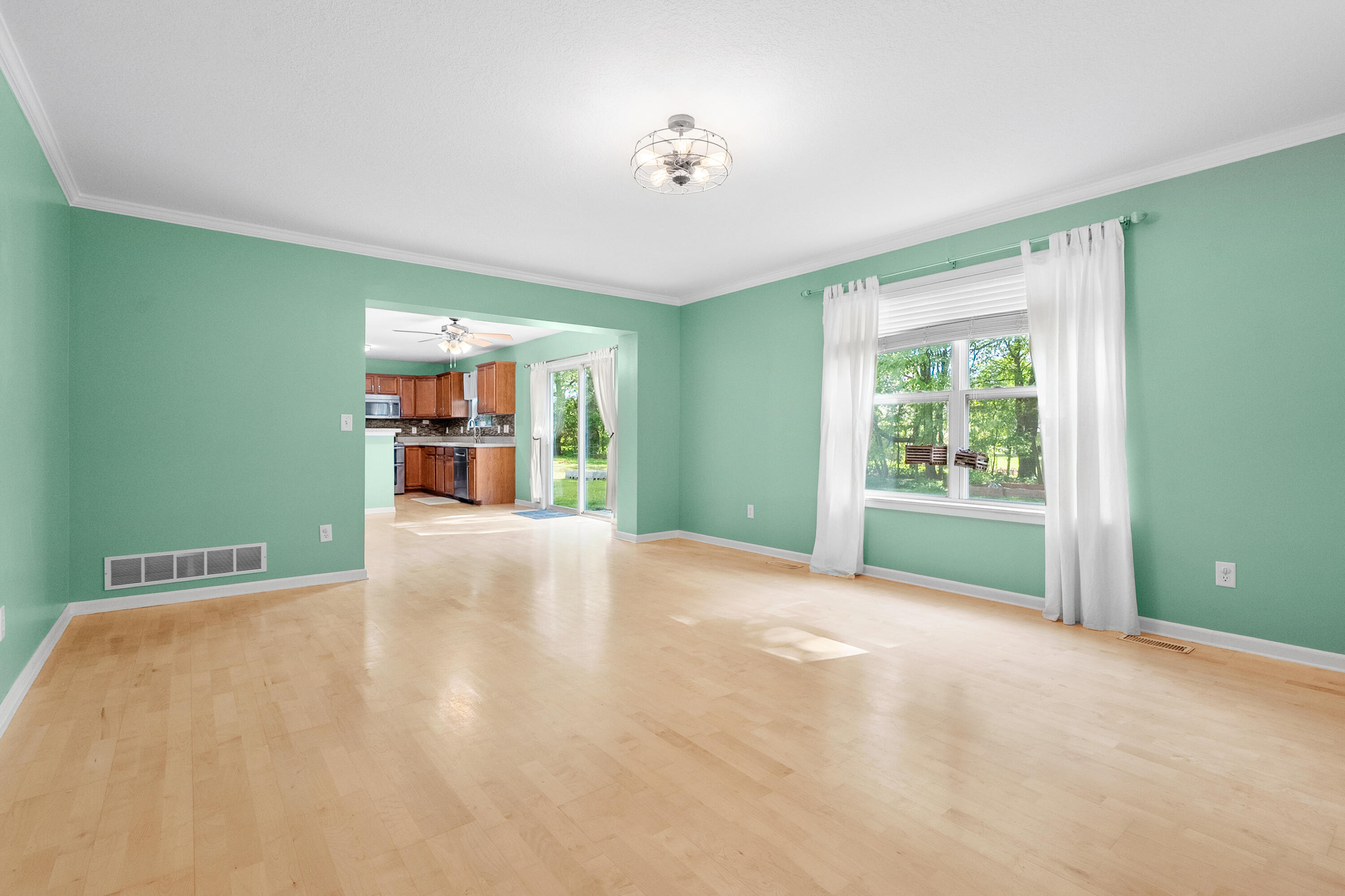 6737 Annandale Drive Kalamazoo MI 49009