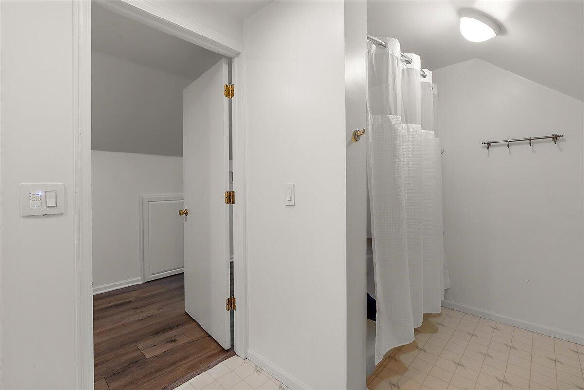 997 Singapore Drive Saugatuck MI 49453