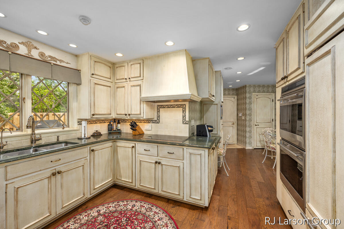 2033 Coronado Drive SE Grand Rapids MI 49506