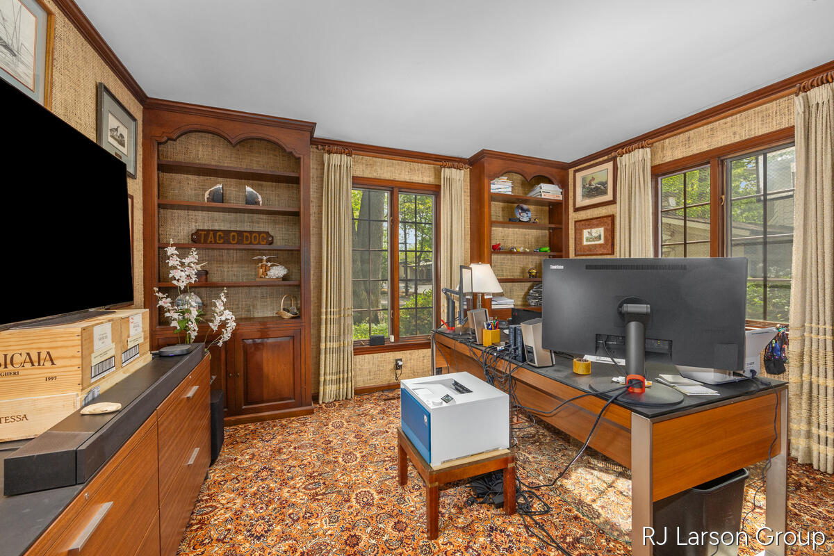 2033 Coronado Drive SE Grand Rapids MI 49506
