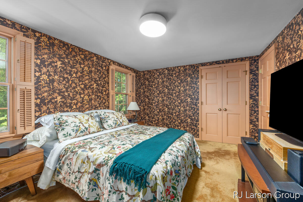 2033 Coronado Drive SE Grand Rapids MI 49506