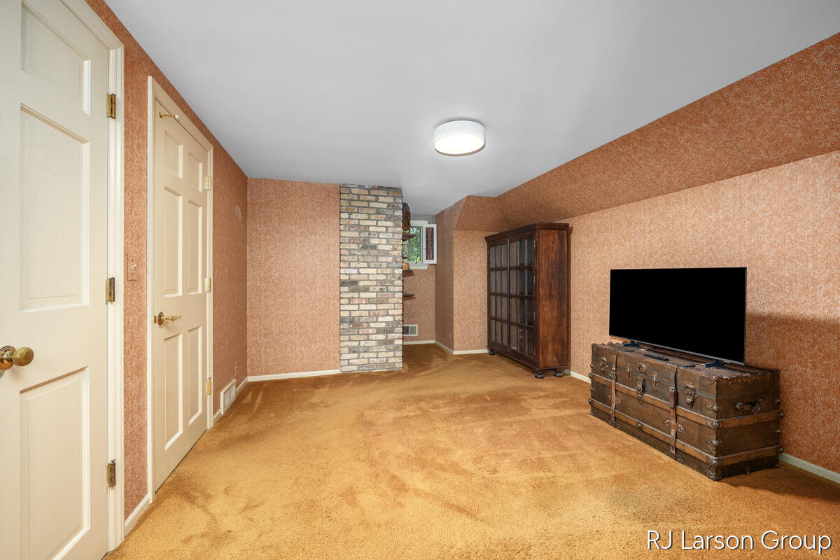 2033 Coronado Drive SE Grand Rapids MI 49506