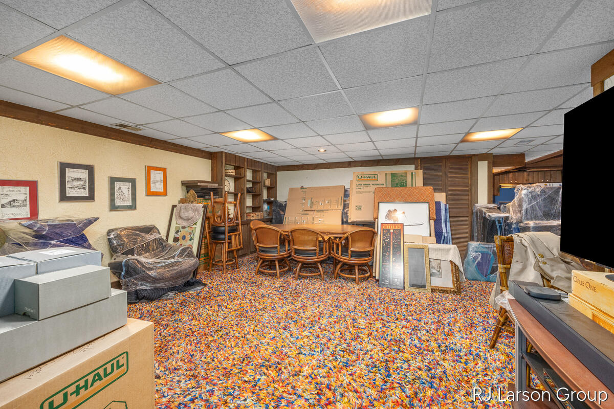 2033 Coronado Drive SE Grand Rapids MI 49506
