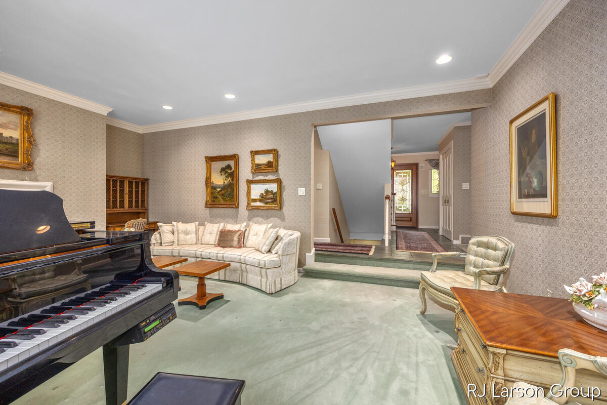 2033 Coronado Drive SE Grand Rapids MI 49506