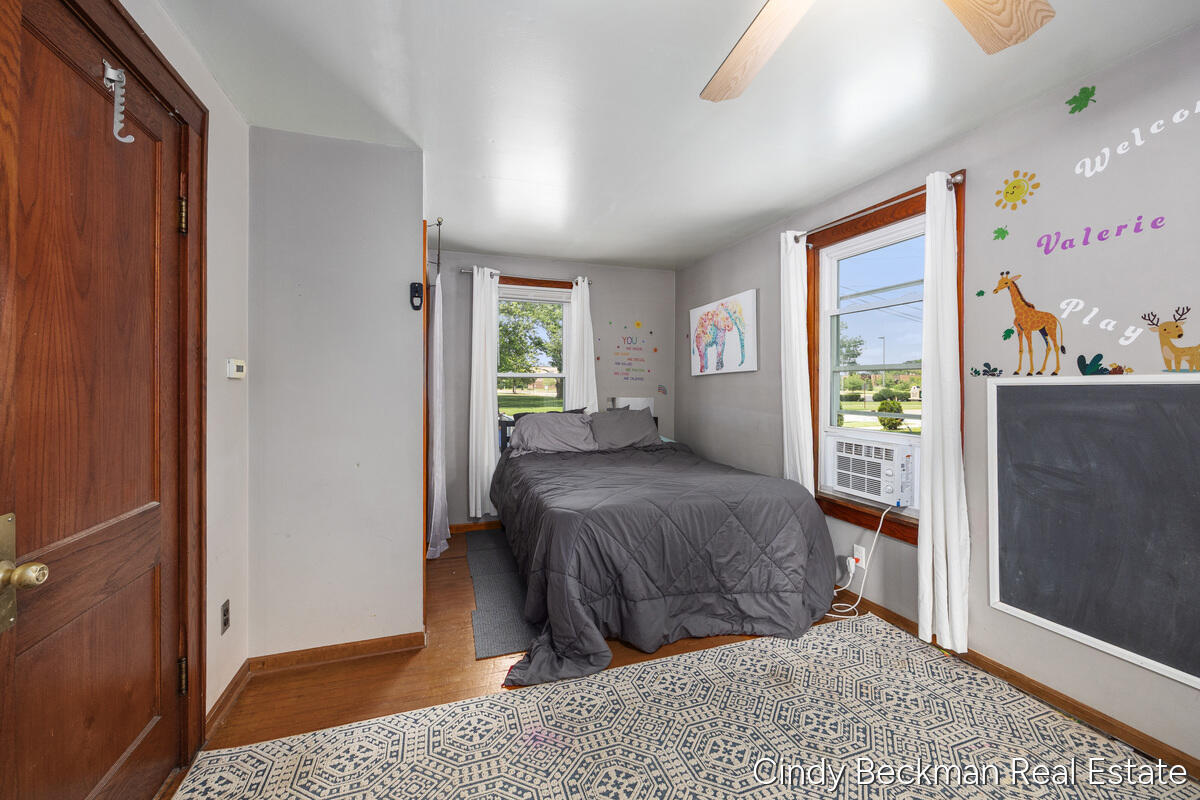 368 E 24th Street Holland MI 49423