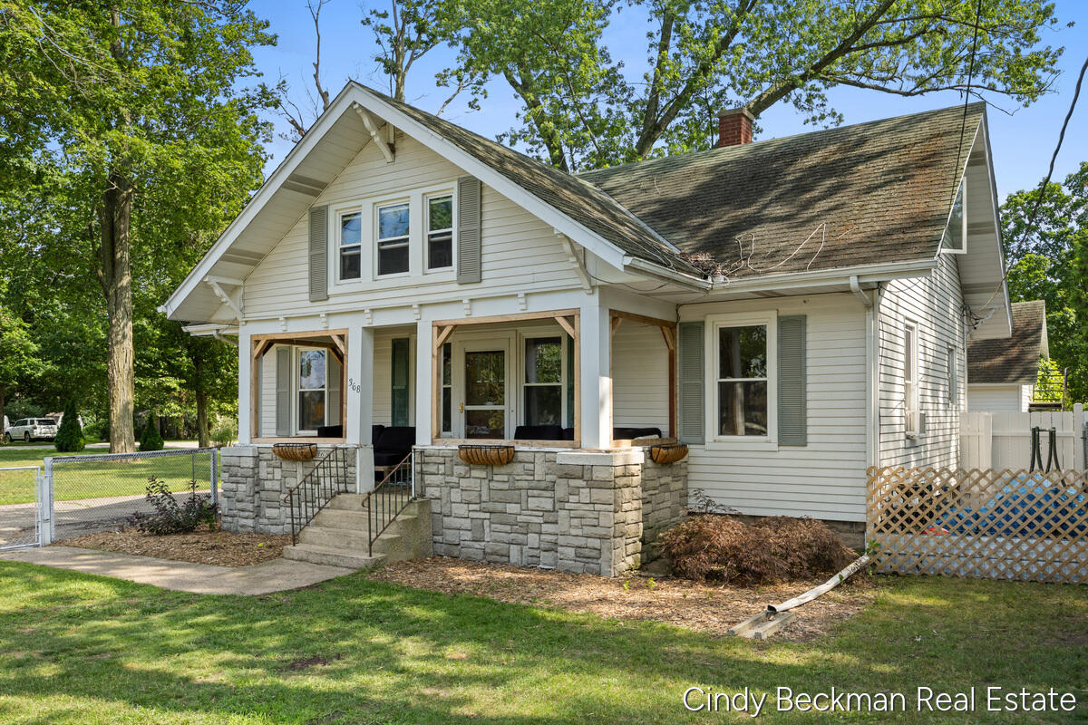 368 E 24th Street Holland MI 49423